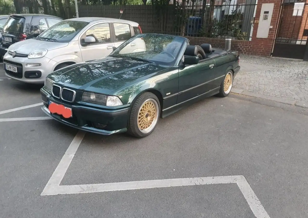BMW 320i, foto 5