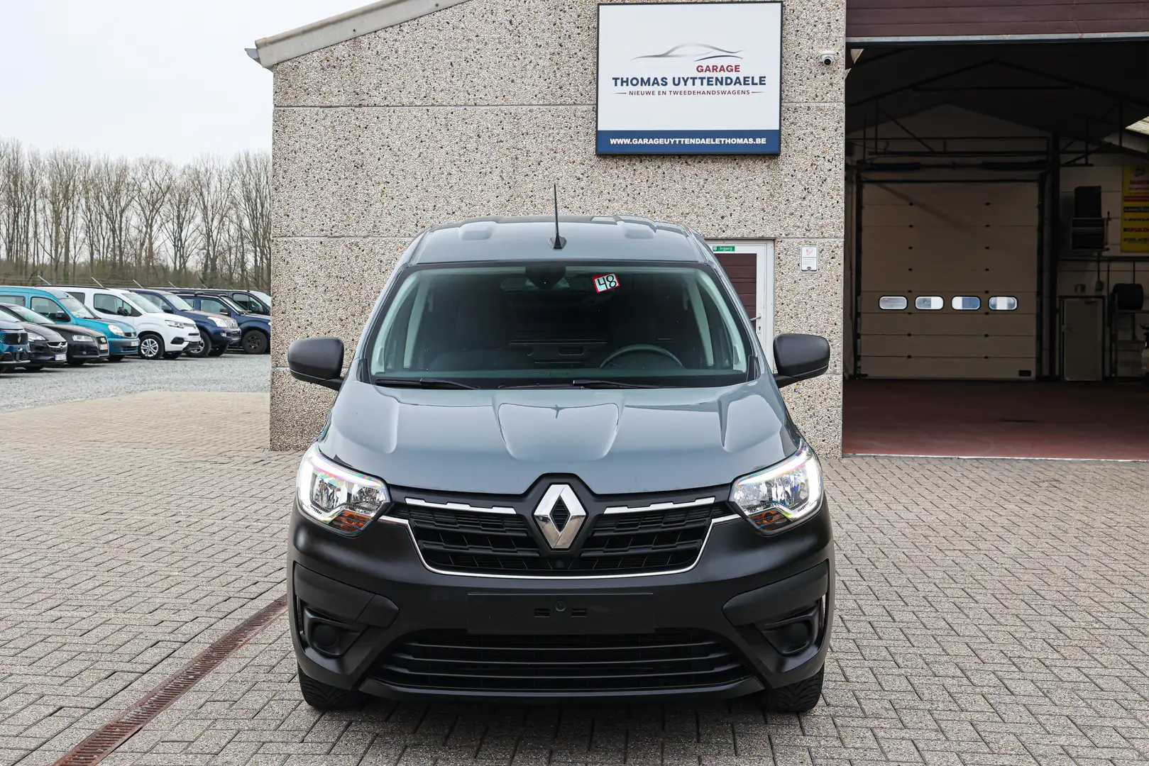 Renault Express TREKHAAK*PARKEERSENSOREN*APPLE-CARPLAY*BTW-WAGEN* Gris - 2