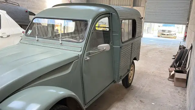Citroen 2CV Fourgonnette Glacauto