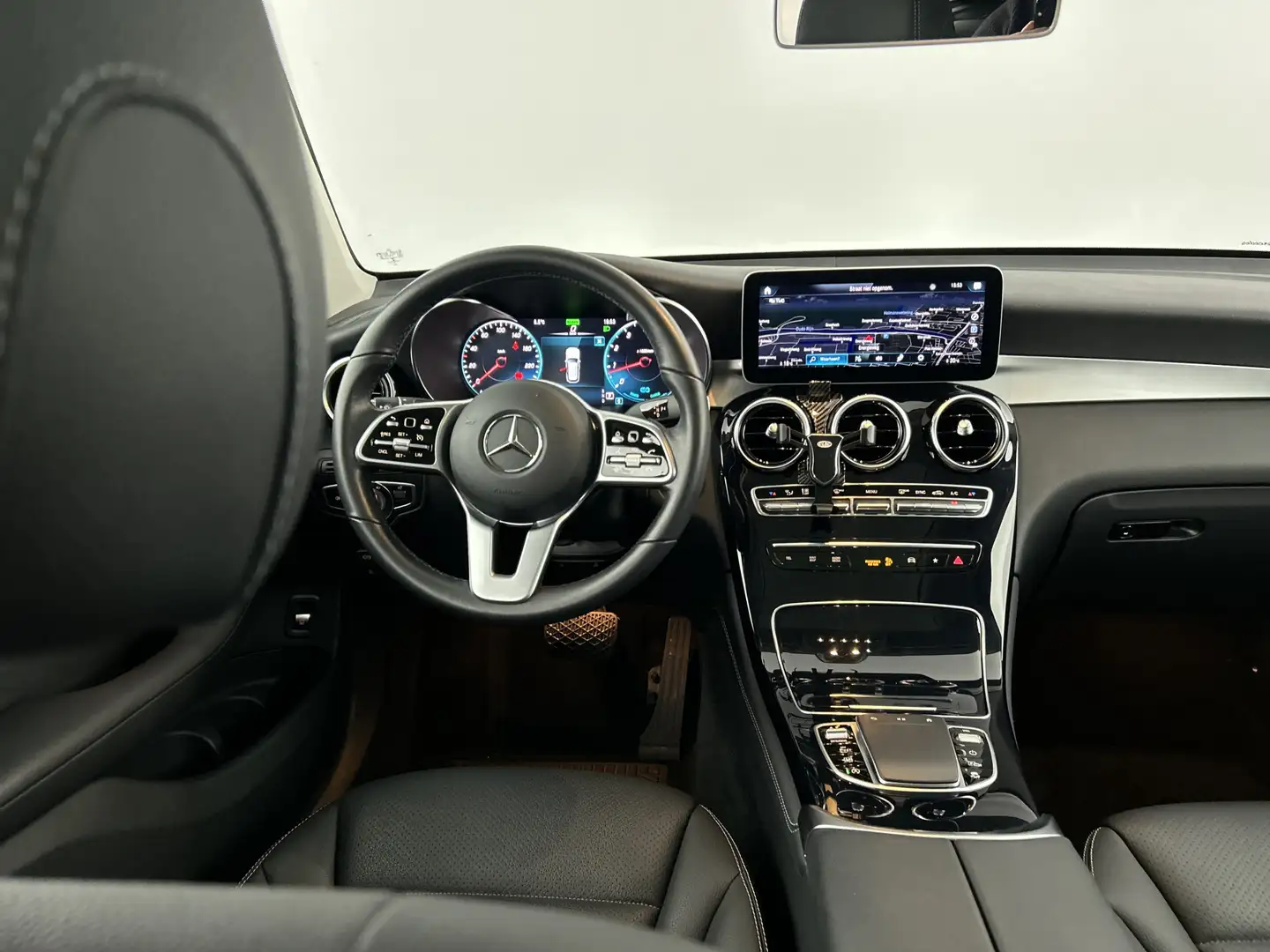 Mercedes-Benz GLC 200 NW-Model/Pano-dak Elek.Trekhaak Digi.Dashboard Grijs - 2