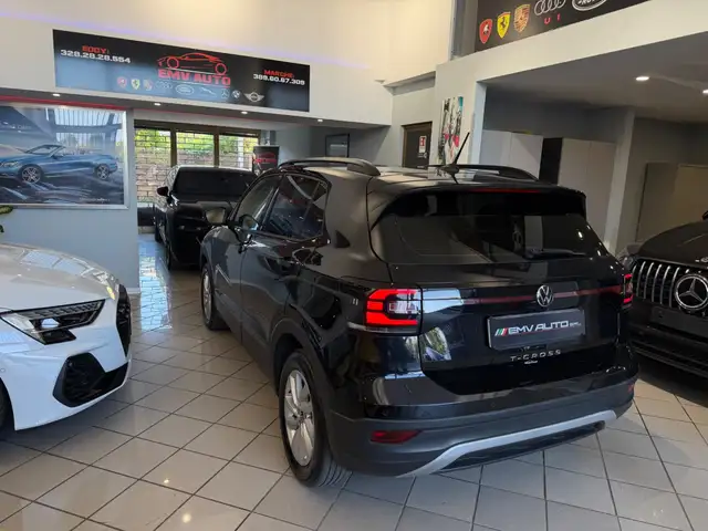 Volkswagen T-Cross view 12