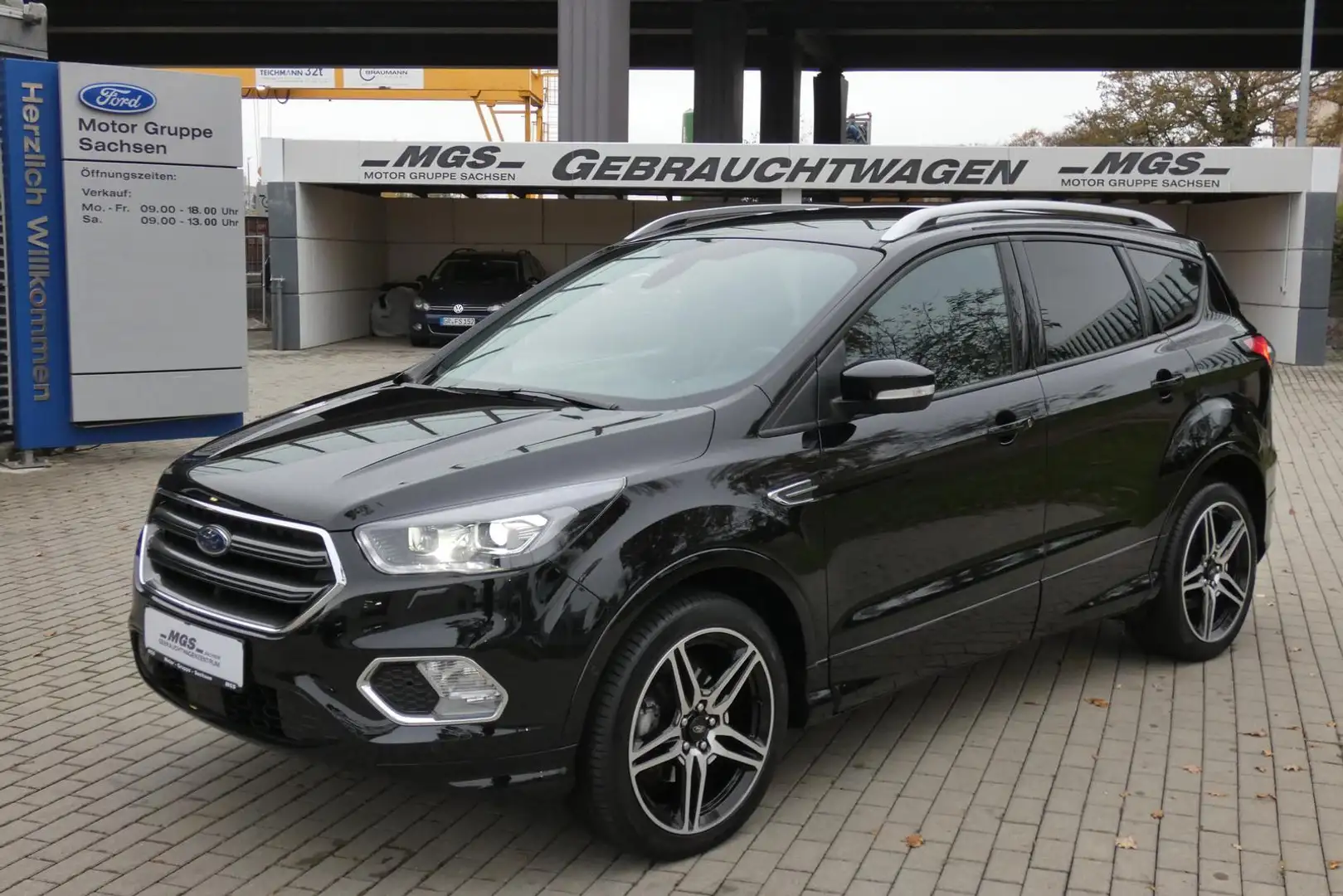 Ford Kuga 1.5 Black&Silver #BI-XENON #BT #KAMERA Zwart - 2