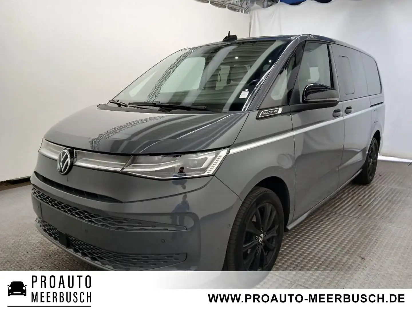 Volkswagen T7 Multivan Style lang ACC/PANO/EASYOPEN/RFK/NAVI Grau - 1