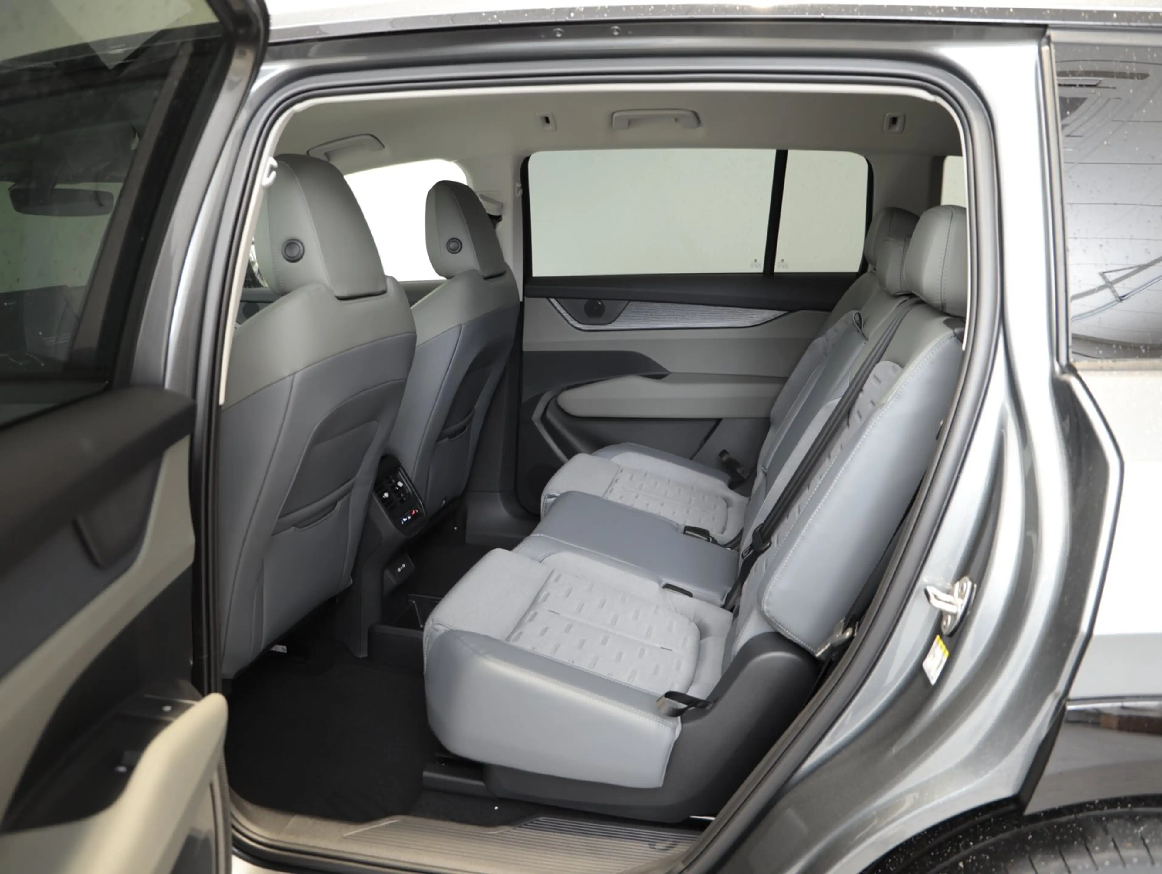 Skoda Peaq Selection 90x — photo 8
