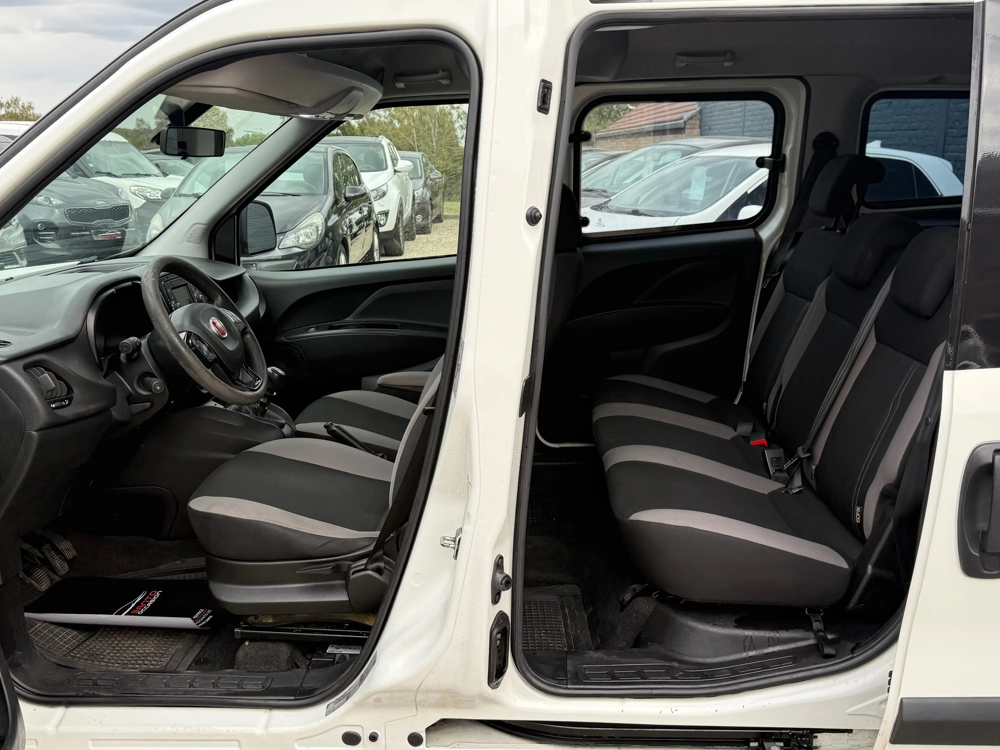 Fiat Doblo 1.6 Multijet Maxi (EU6d) | ÉQUIPEMENT PMR | — photo 12
