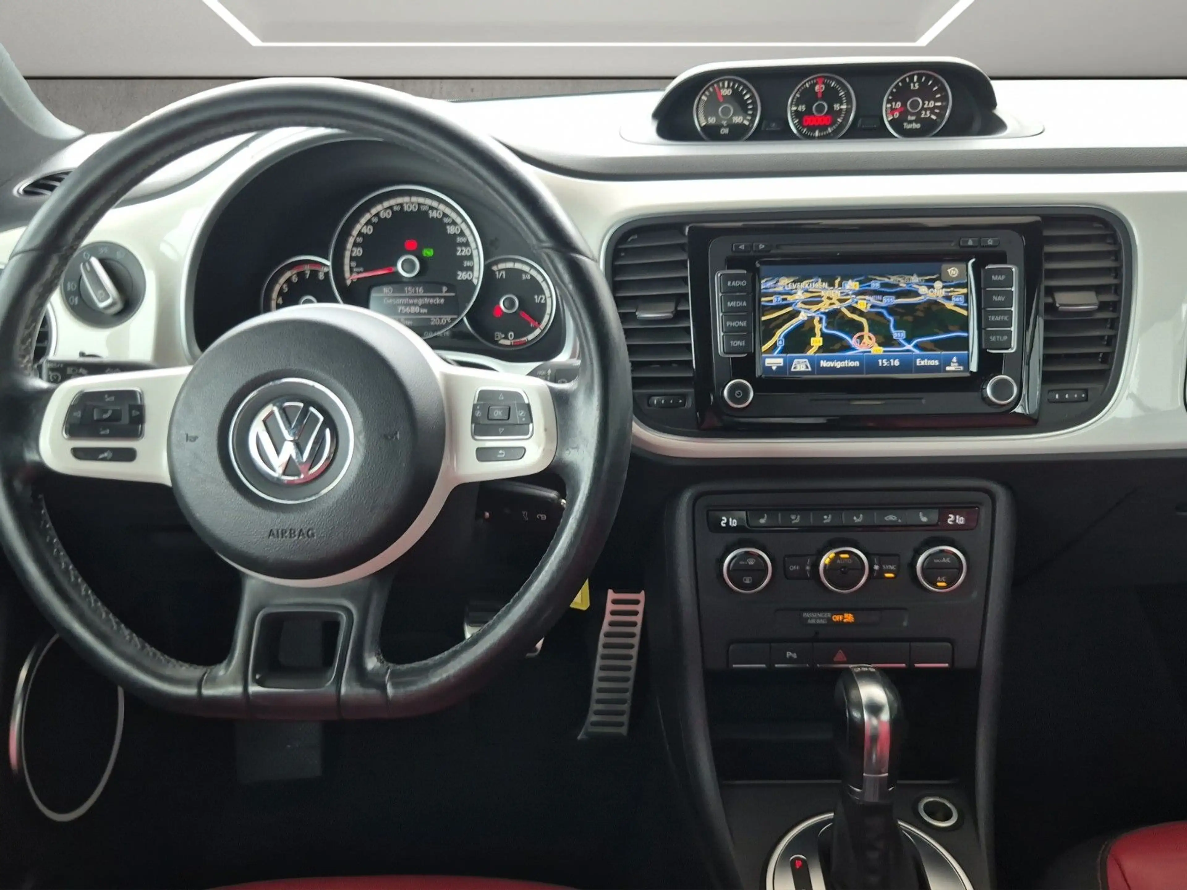 Volkswagen Beetle Cabrio 60´s Sport Fender Leder Xenon SHZ — photo 13