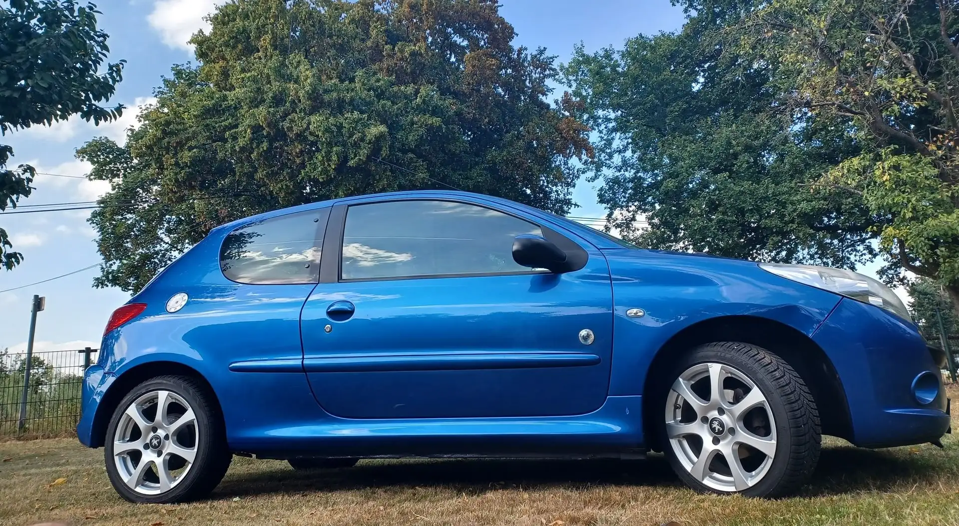 Peugeot 206 206+ 60 Generation Blau - 2
