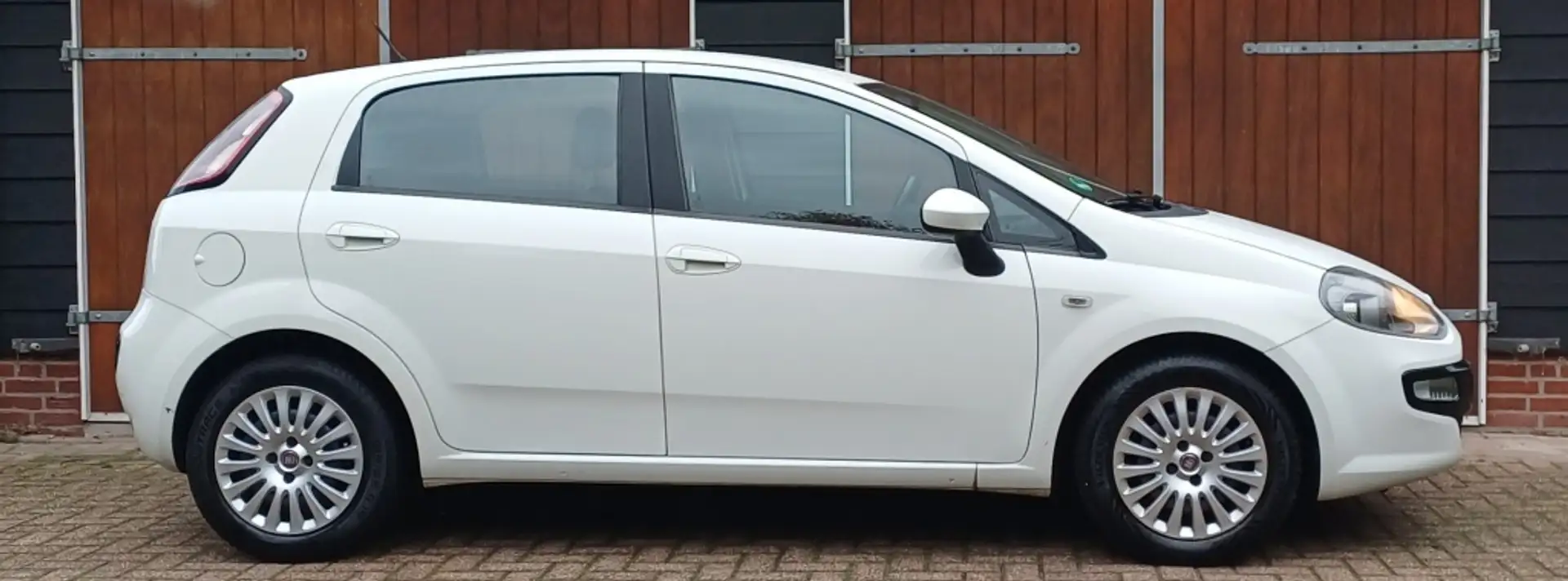 Fiat Punto 1.2 Pop, Airco, 5 deurs, Nieuwe koppeling Wit - 2