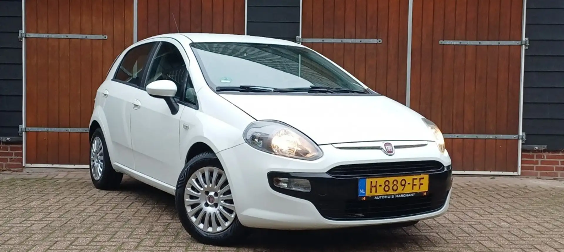 Fiat Punto 1.2 Pop, Airco, 5 deurs, Nieuwe koppeling Wit - 1