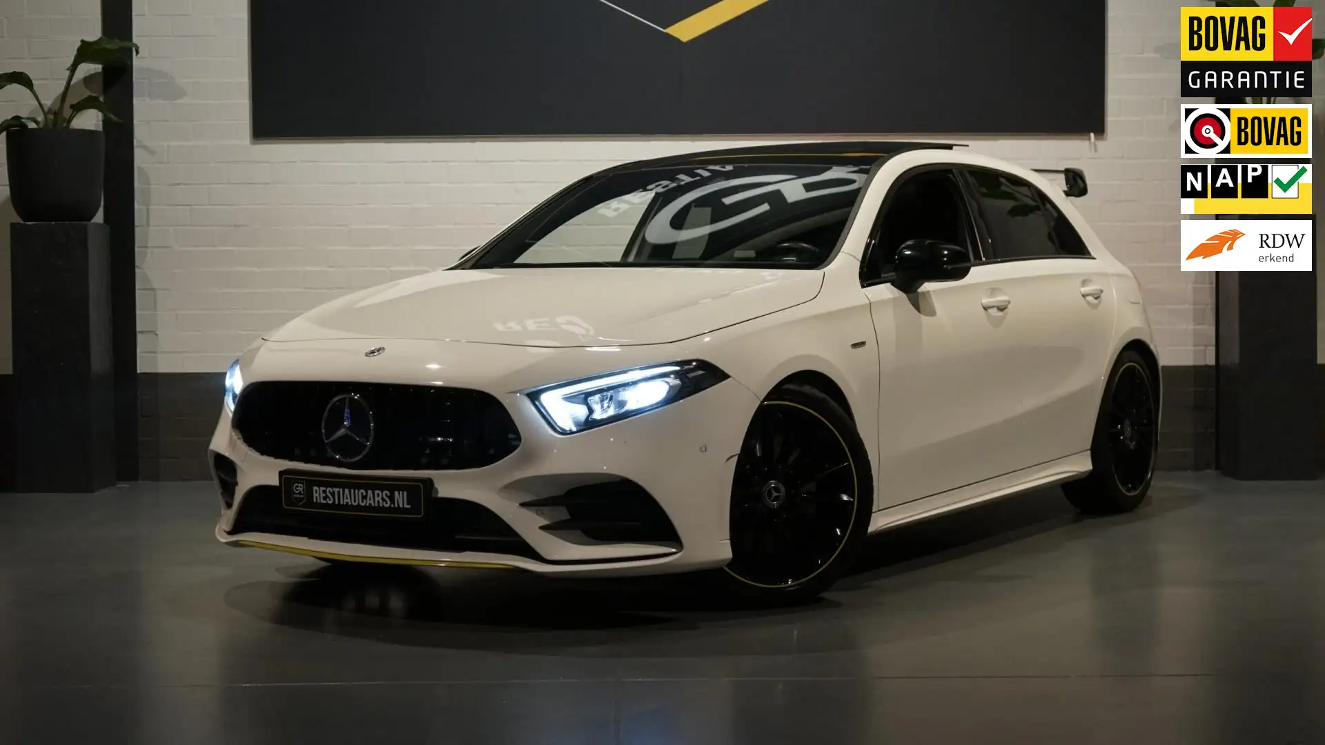 Mercedes-Benz A 250 A250 AMG Edition 1 AUTOMAAT AMBIANCE-CAMERA-HEADUP Bílá - 1