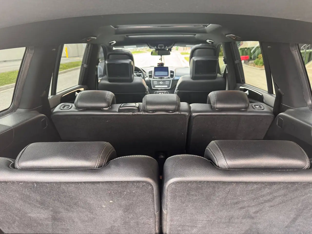Mercedes-Benz GLS photo Mercedes-Benz GLS