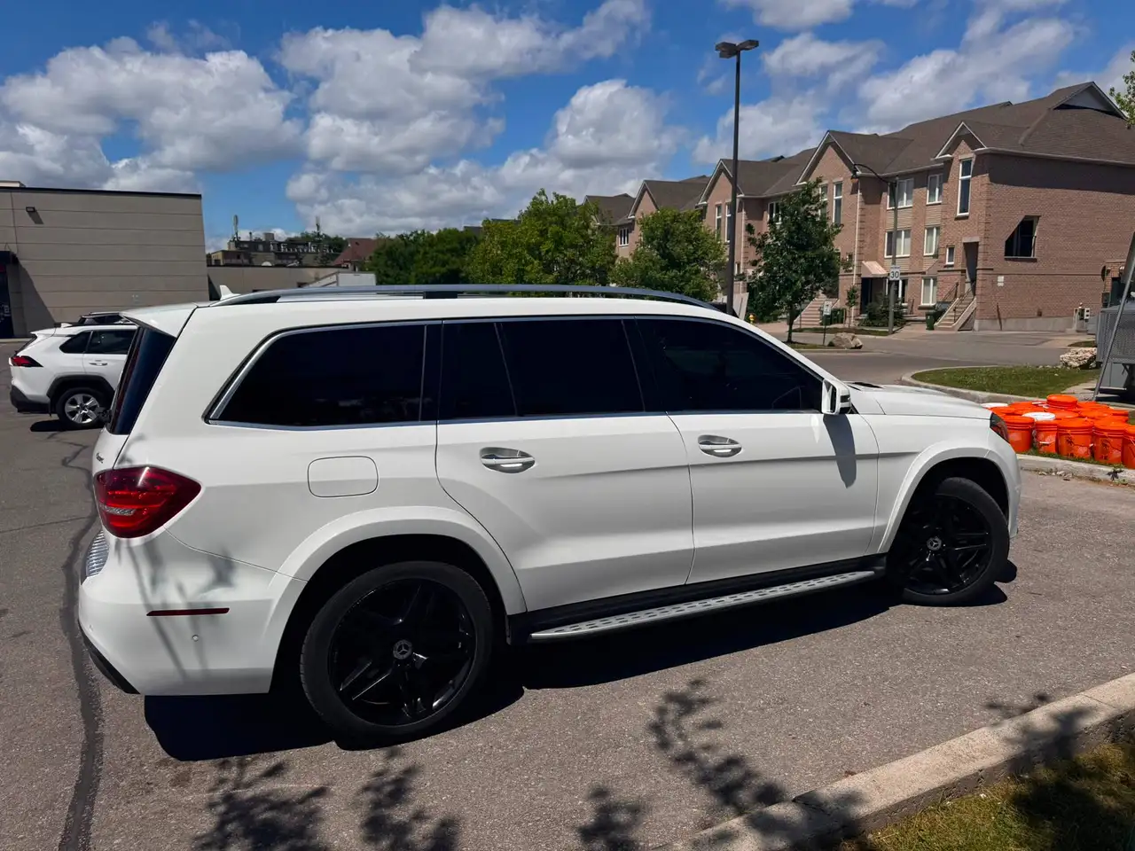 Mercedes-Benz GLS photo Mercedes-Benz GLS