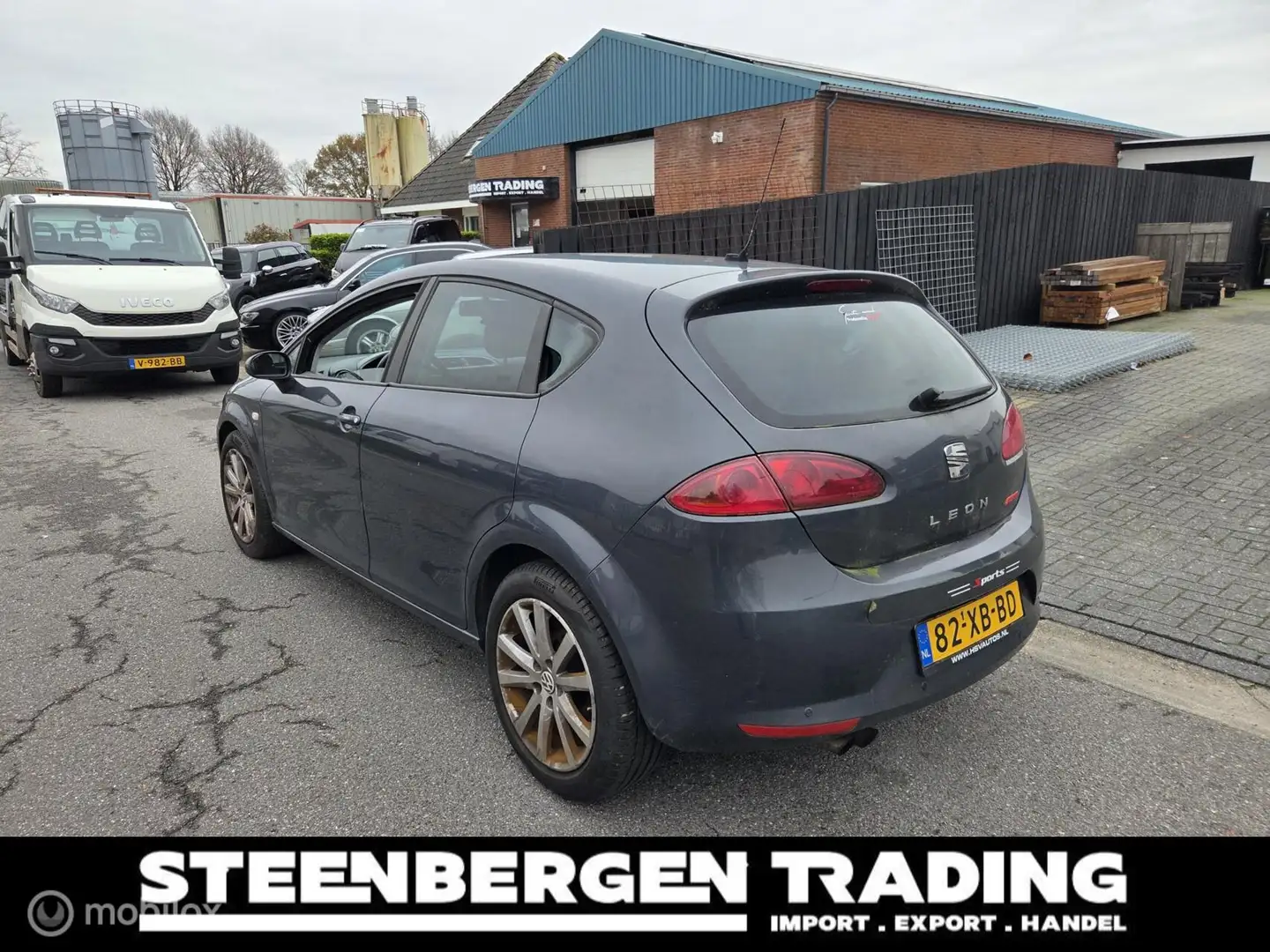 SEAT Leon 2.0 FSI Sport-up eXPORT/HANDEL/INRUILKOOPJE Szary - 2