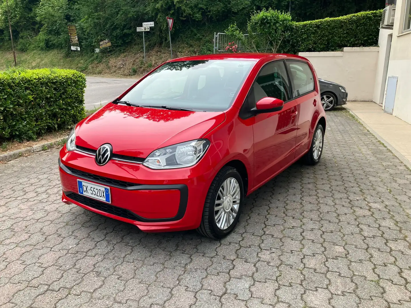 Volkswagen up! up! 5p 1.0 eco Move 68cv my20 Rosso - 2