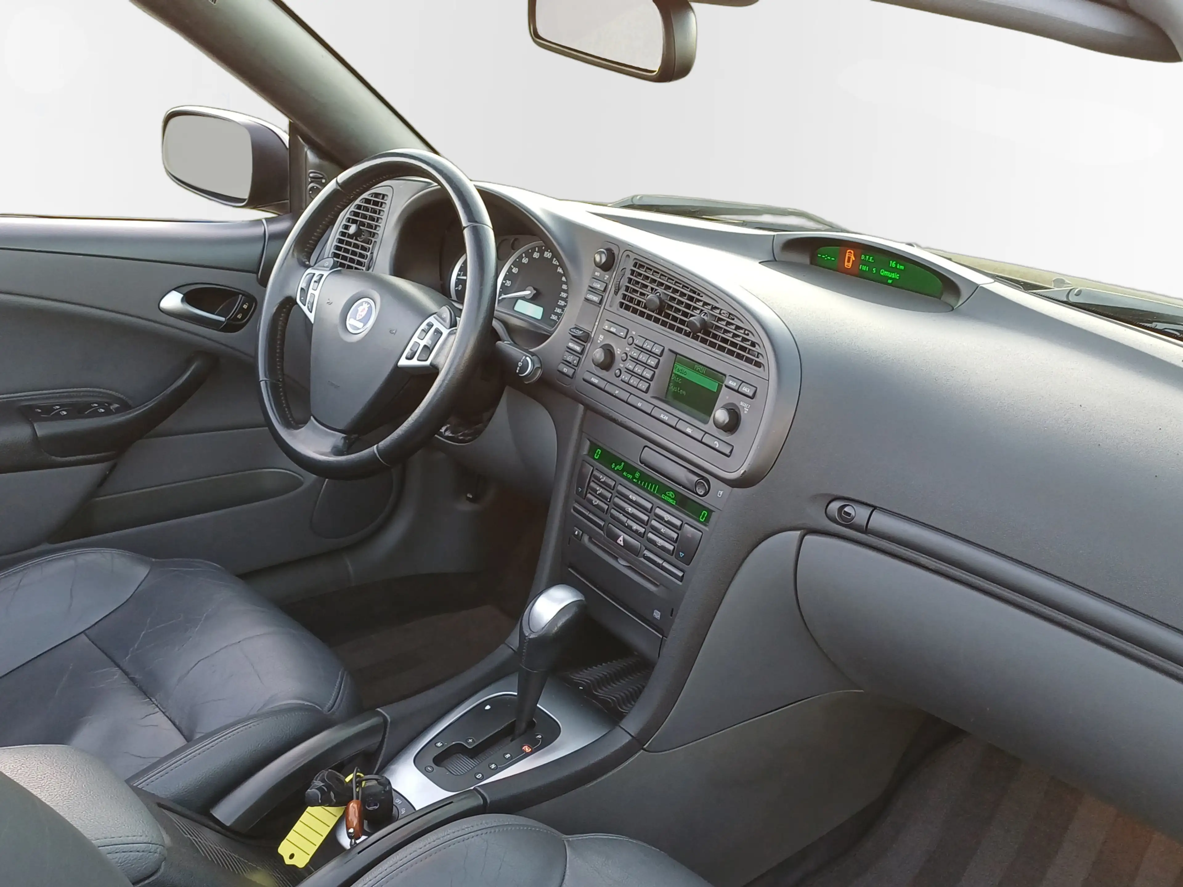 Saab 9-3 Cabrio 1.8t Vector /Trekh./Leder/Cruise/Clima/17"/ — photo 33
