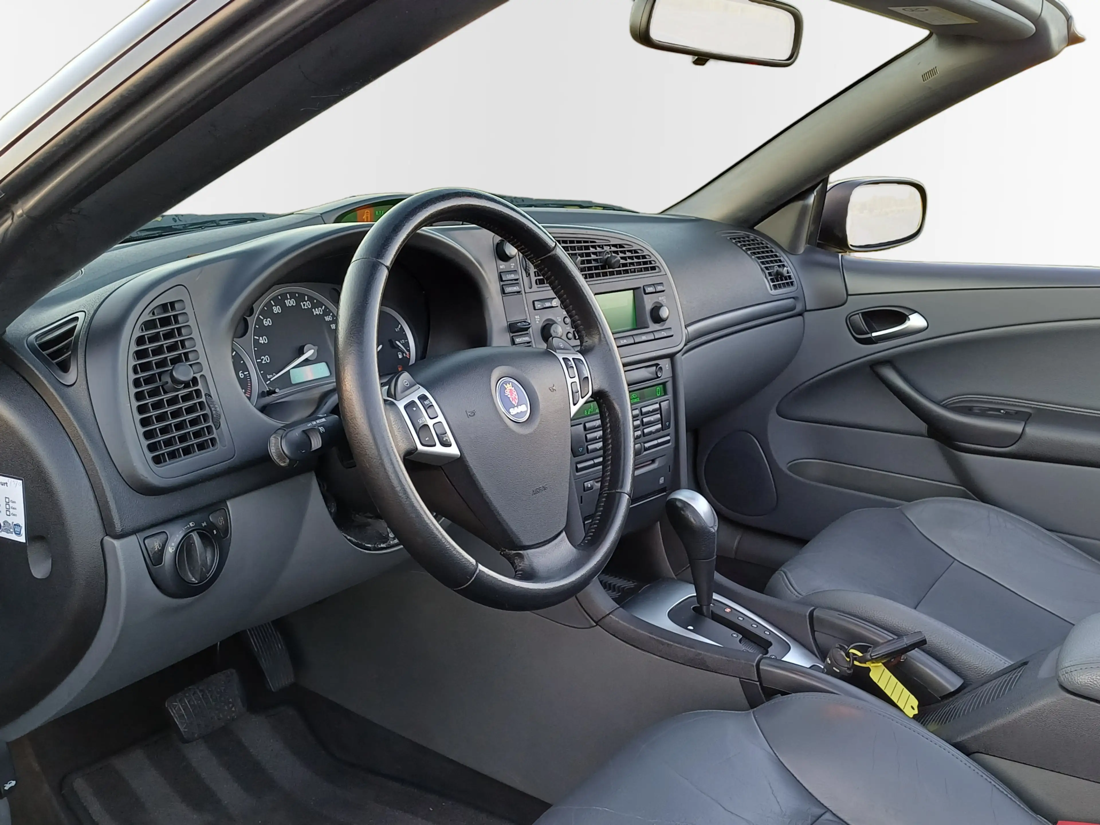 Saab 9-3 Cabrio 1.8t Vector /Trekh./Leder/Cruise/Clima/17"/ — photo 25
