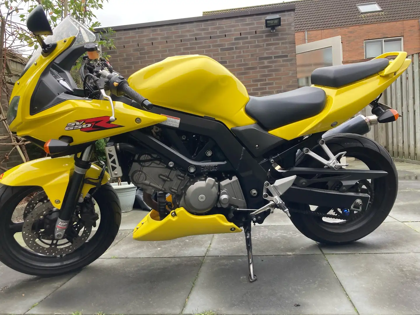 Suzuki SV 650 S (R) Amarillo - 2