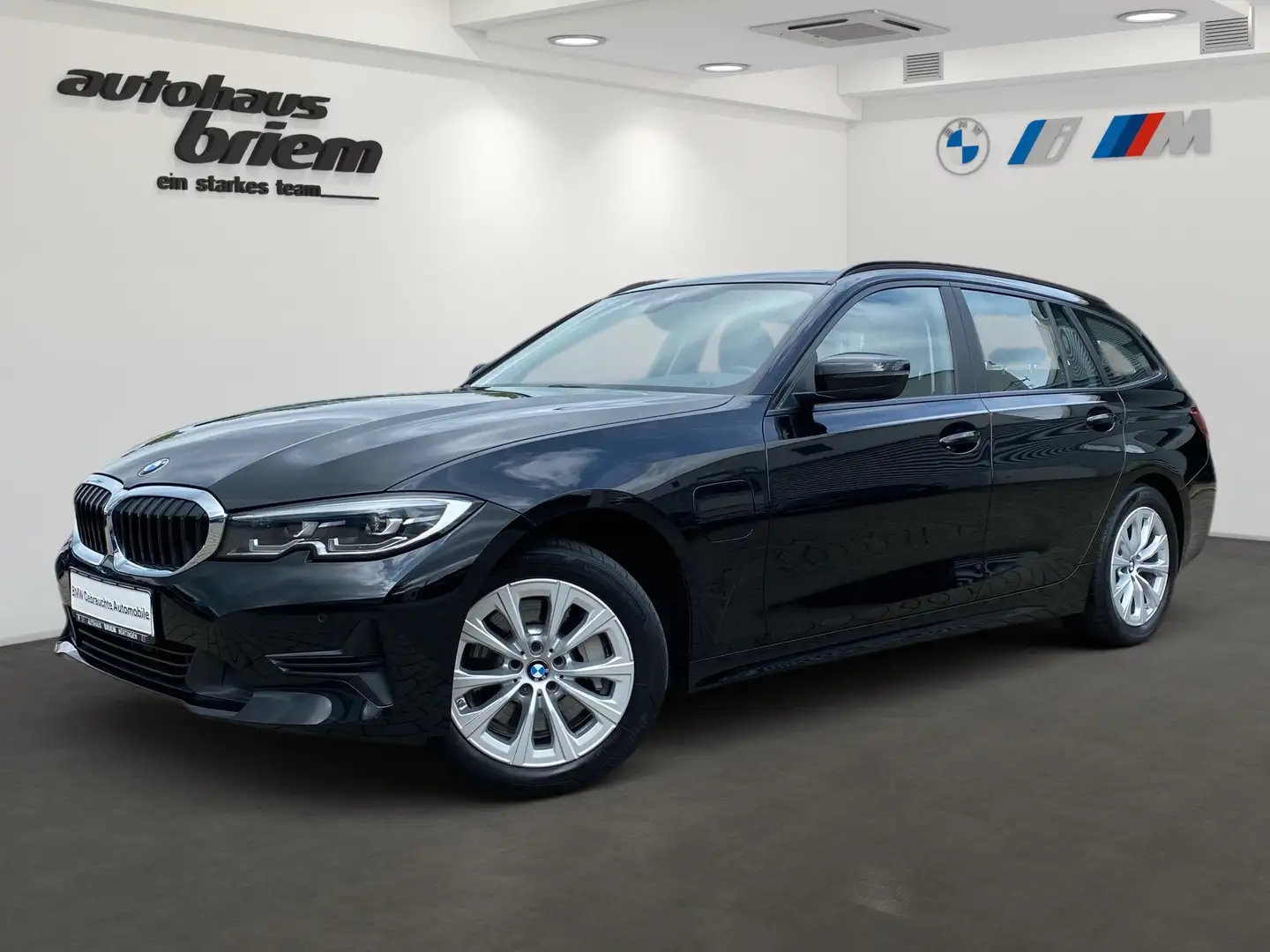 BMW 330 e Touring Advantage DAB LED WLAN Pano.Dach Black - 1