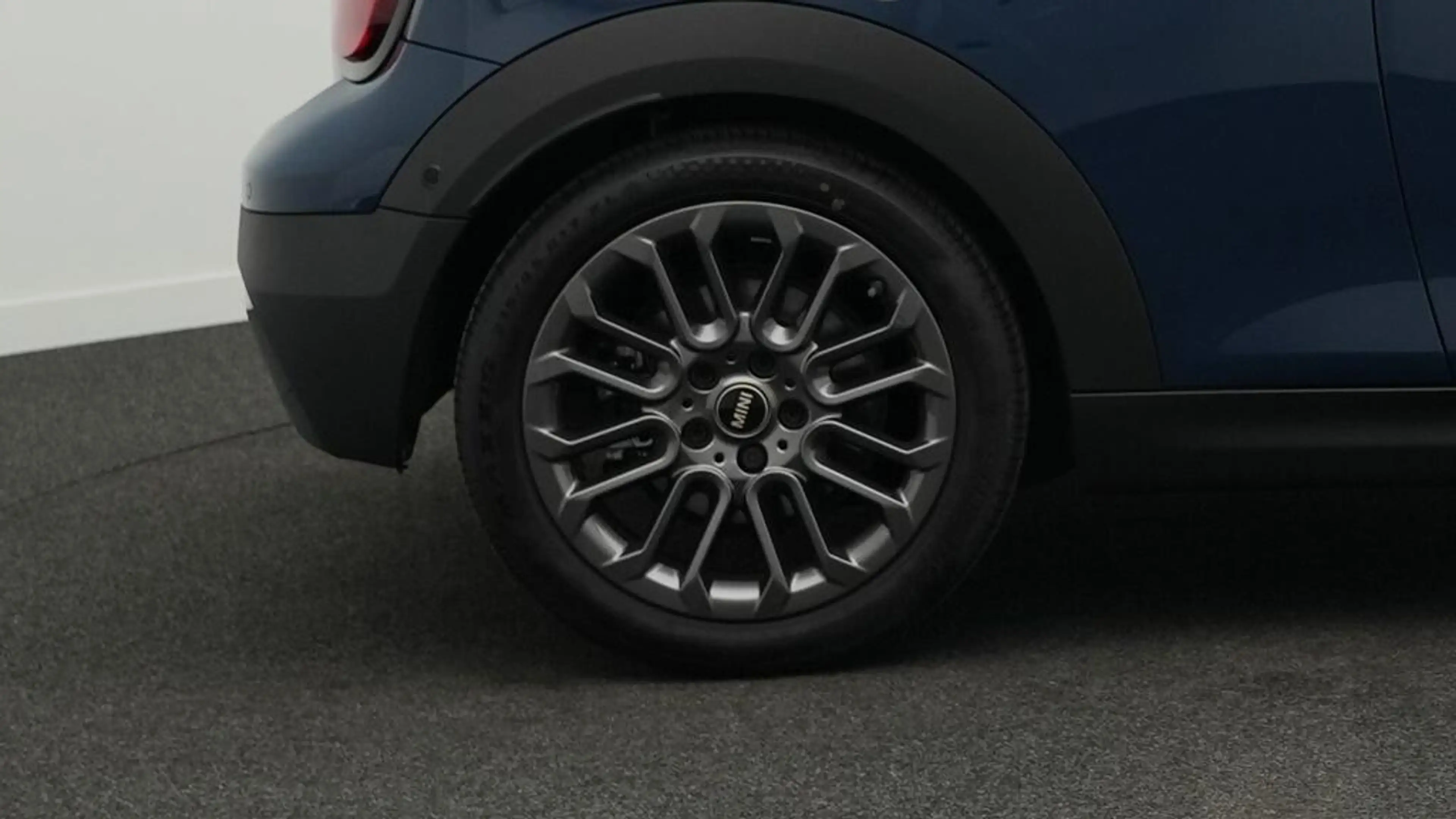 MINI Cooper C Cabrio Favoured Trim — photo 11