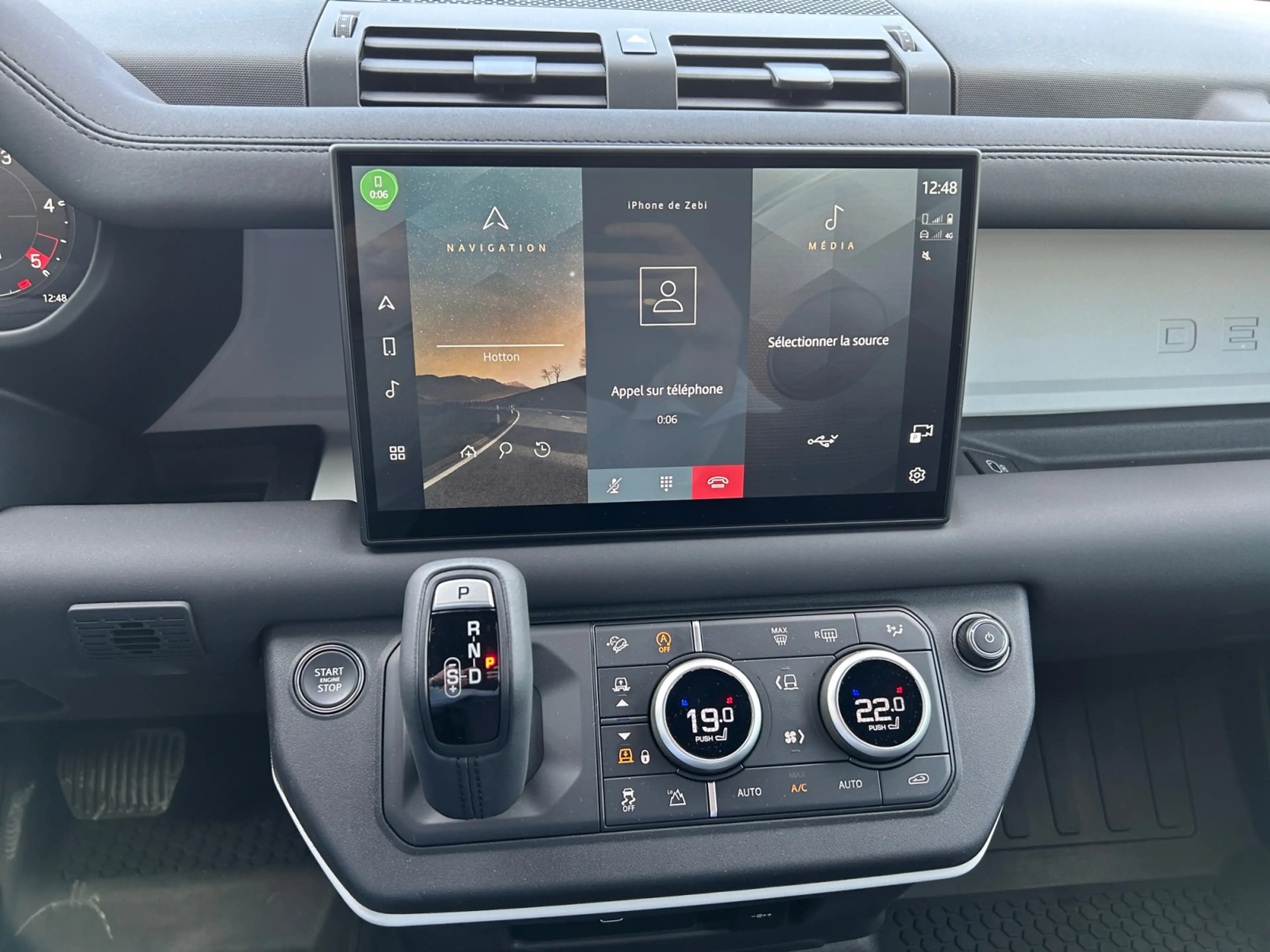 Land Rover Defender 110 D200 S — photo 12
