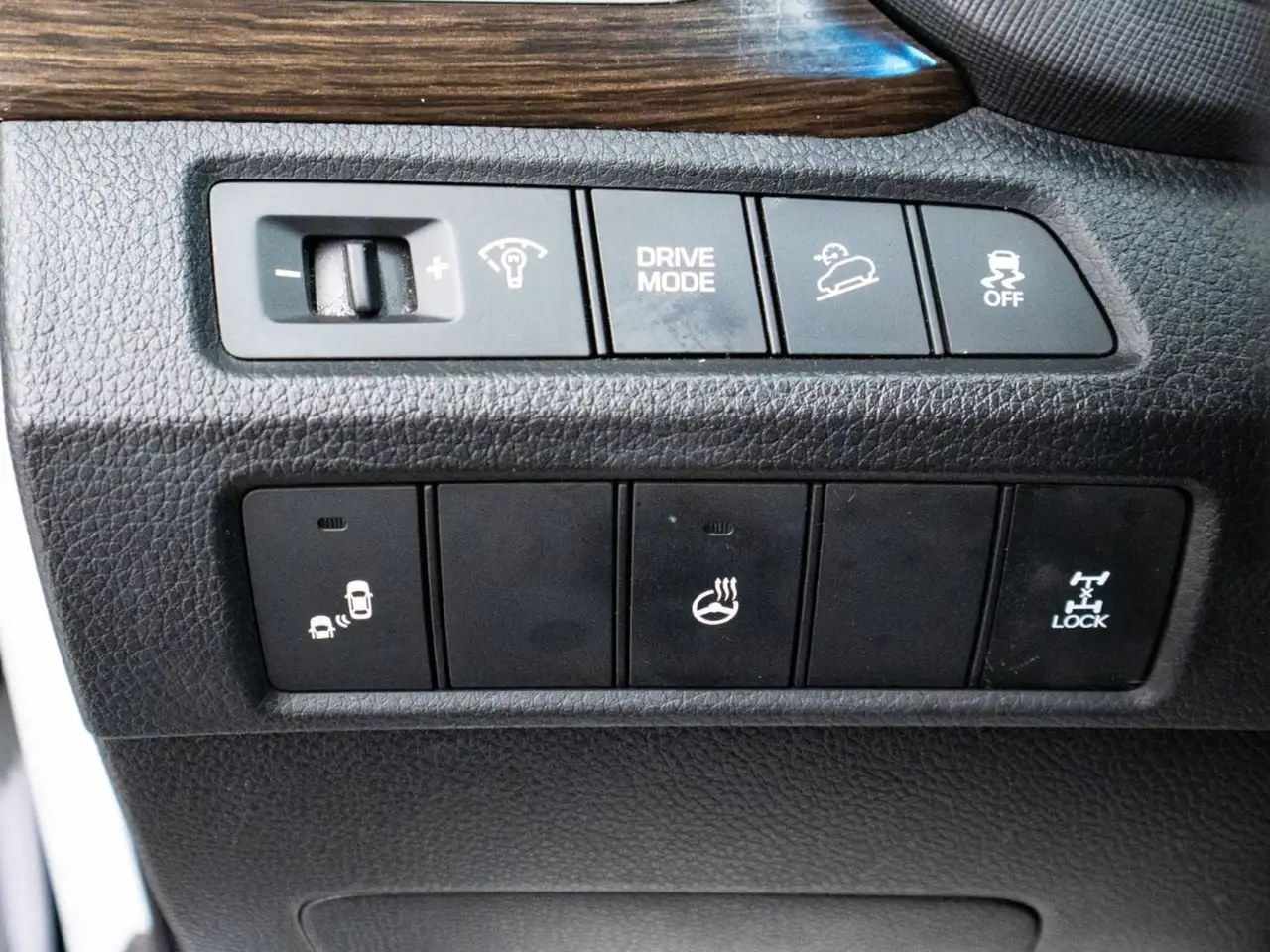 Hyundai SANTA FE снимка Hyundai SANTA FE