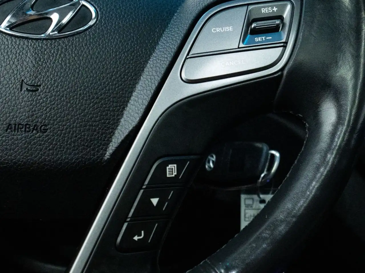 Hyundai SANTA FE снимка Hyundai SANTA FE