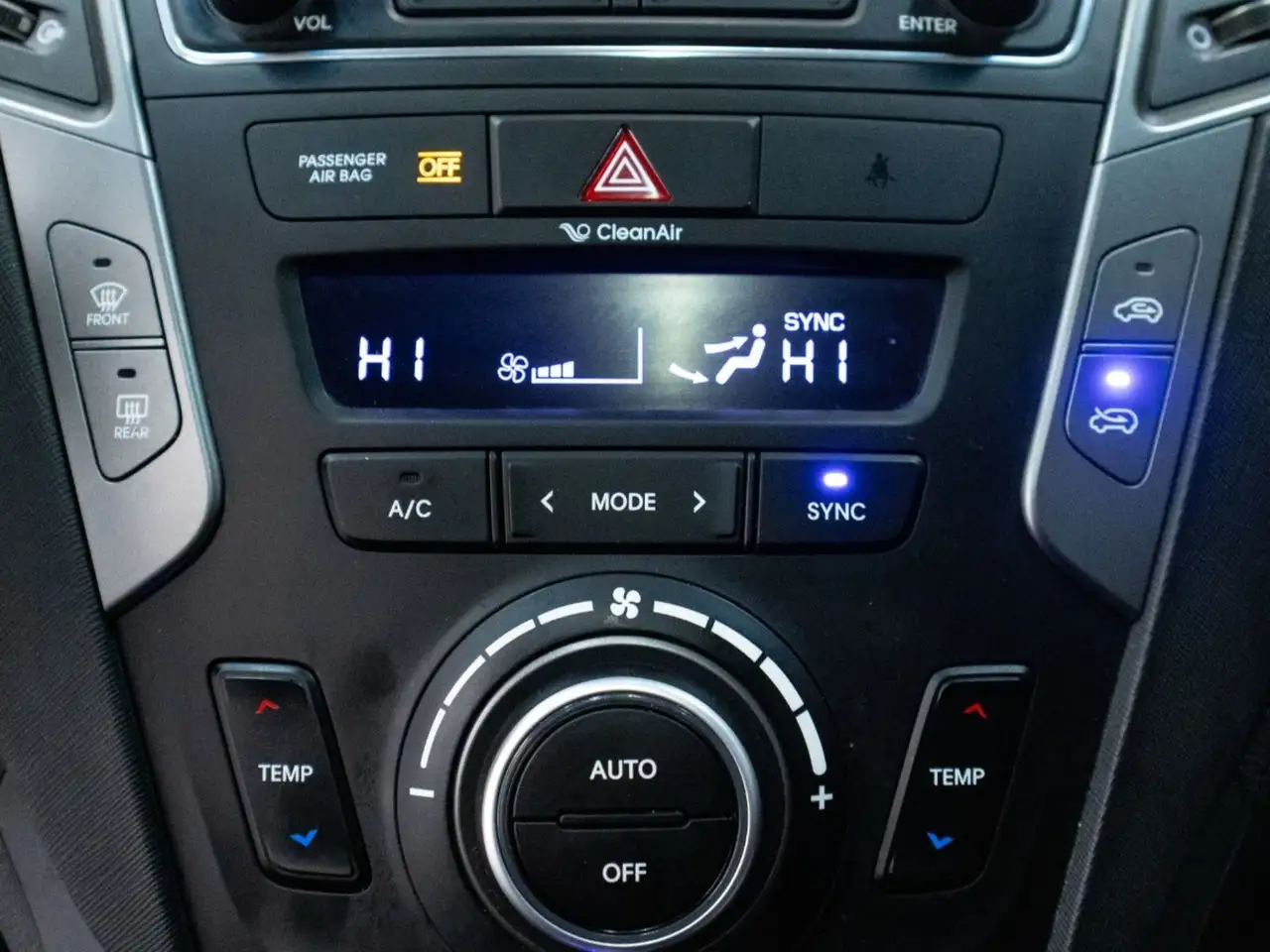 Hyundai SANTA FE снимка Hyundai SANTA FE