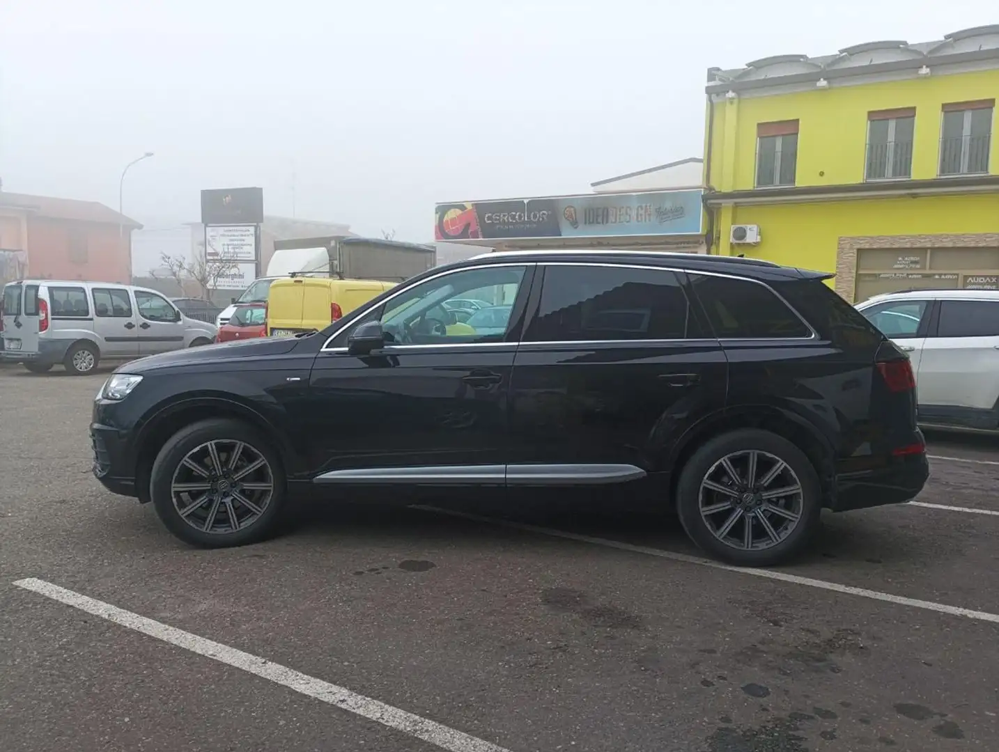Audi Q7 3.0 TDI 218 CV ultra Sport Plus quattro Tiptronic Nero - 2