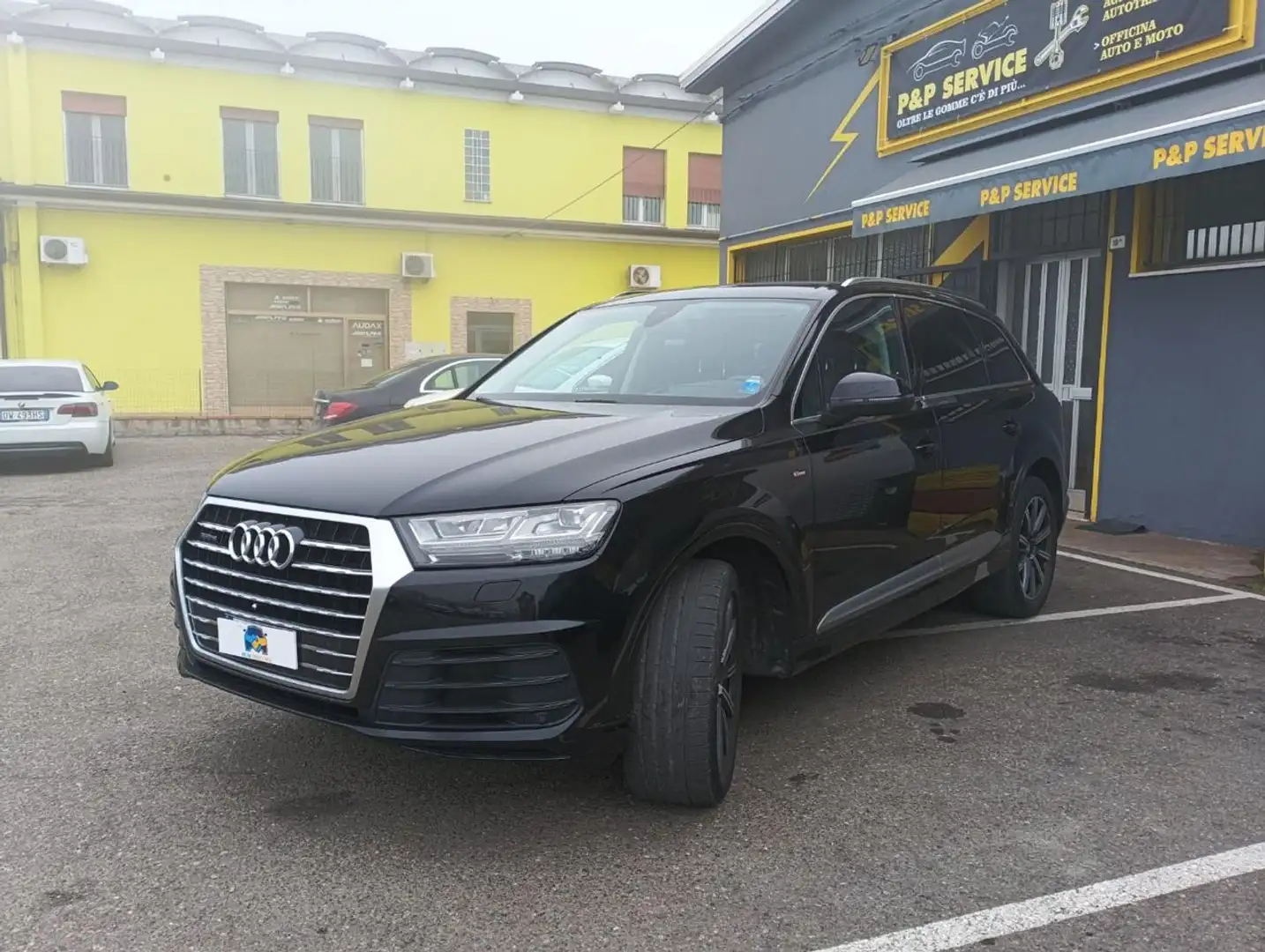 Audi Q7 3.0 TDI 218 CV ultra Sport Plus quattro Tiptronic Nero - 1