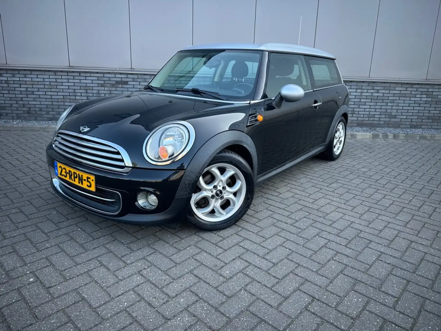 MINI Cooper Clubman 1.6 Clubman COOPER BNS L Ned auto Fekete - 1