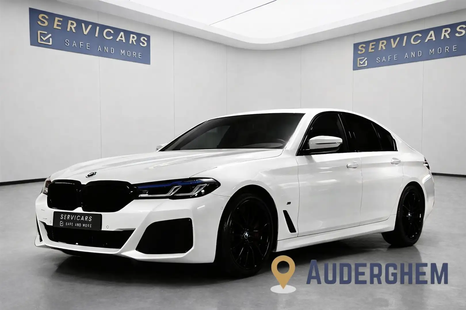 BMW 530 iXAS MHEV PACK M CARPLAY / PANO / GAR 12 MOIS Blanc - 1