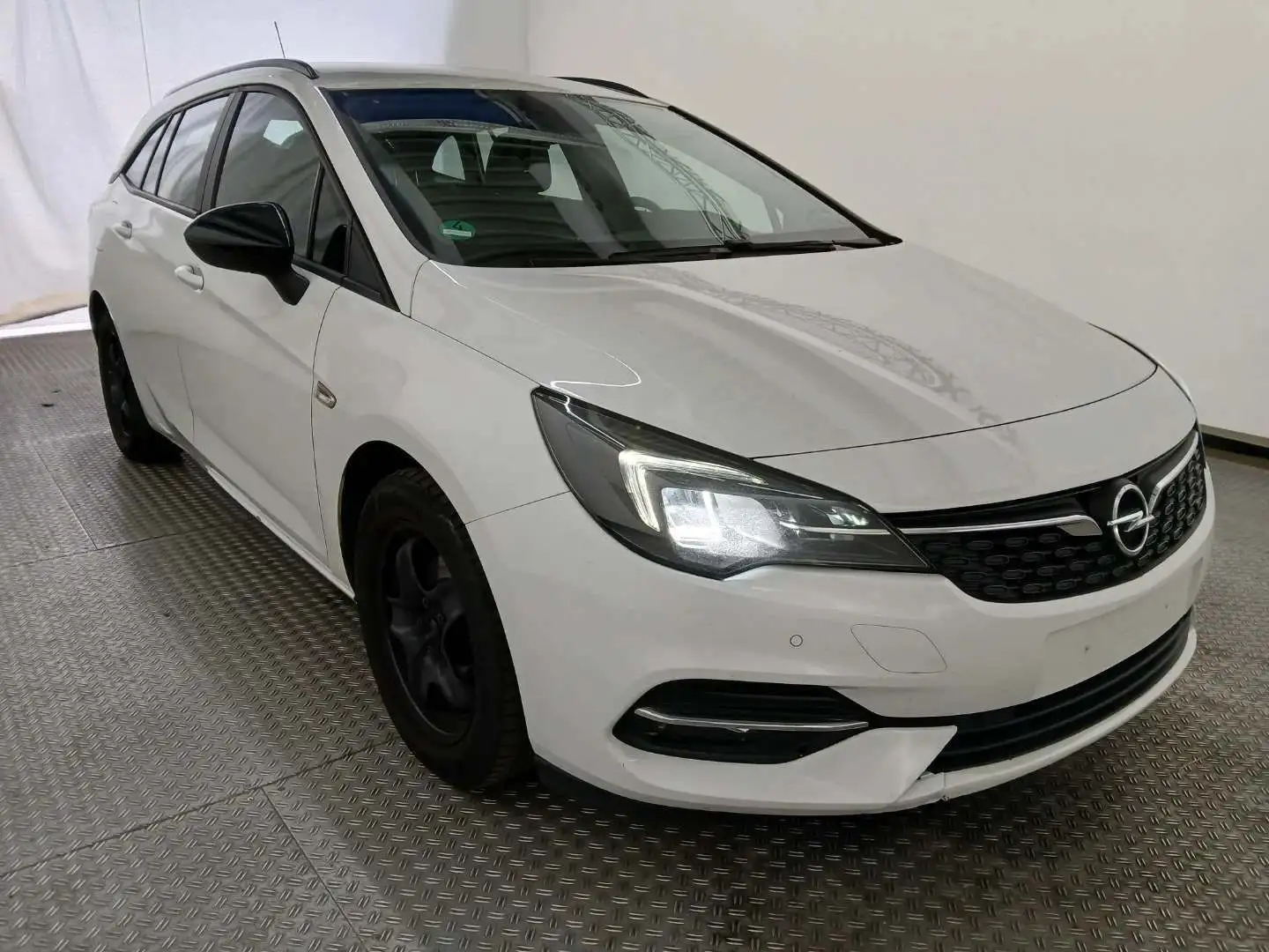 Opel Astra Business Start/Stop - 2