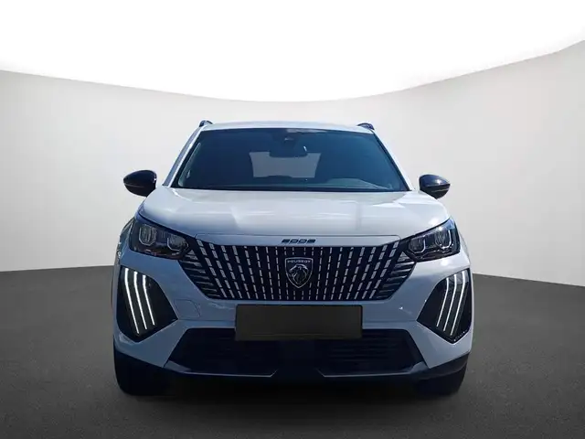 Peugeot 2008 view 2