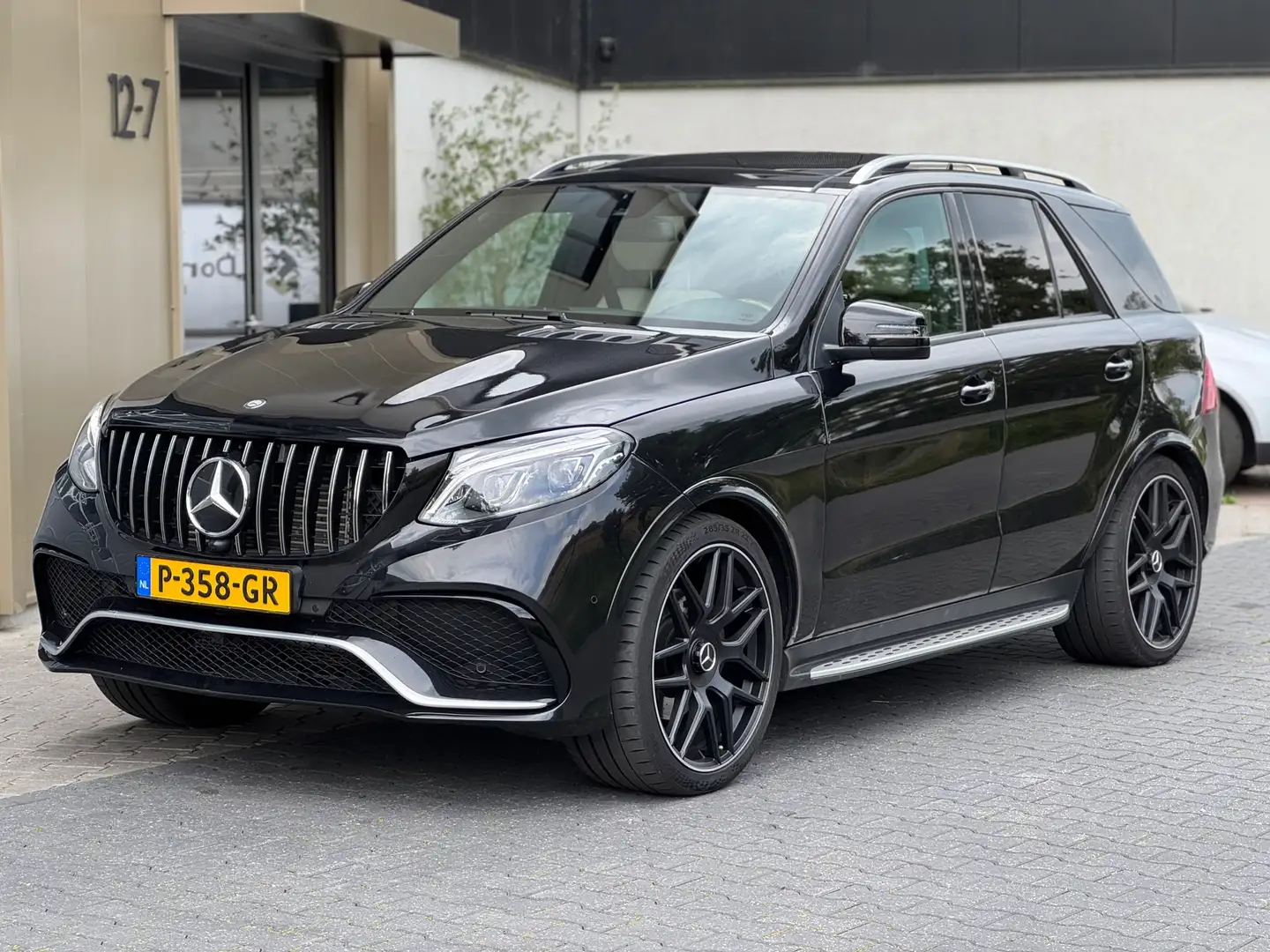 Mercedes-Benz M-klasse AMG|PANO|DESIGNO|GLE63 Noir - 1
