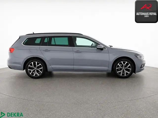 Volkswagen Passat view 6