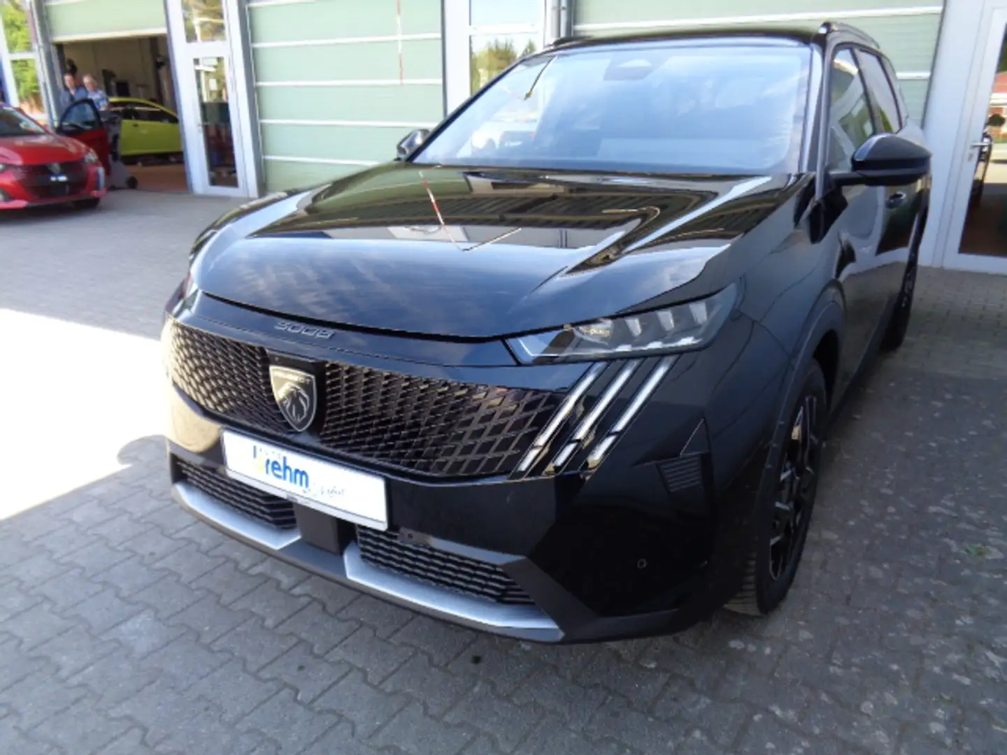 Peugeot 5008 Hybrid 145 e-DSC6 GT Navi, E-Fahrersitz Schwarz - 2