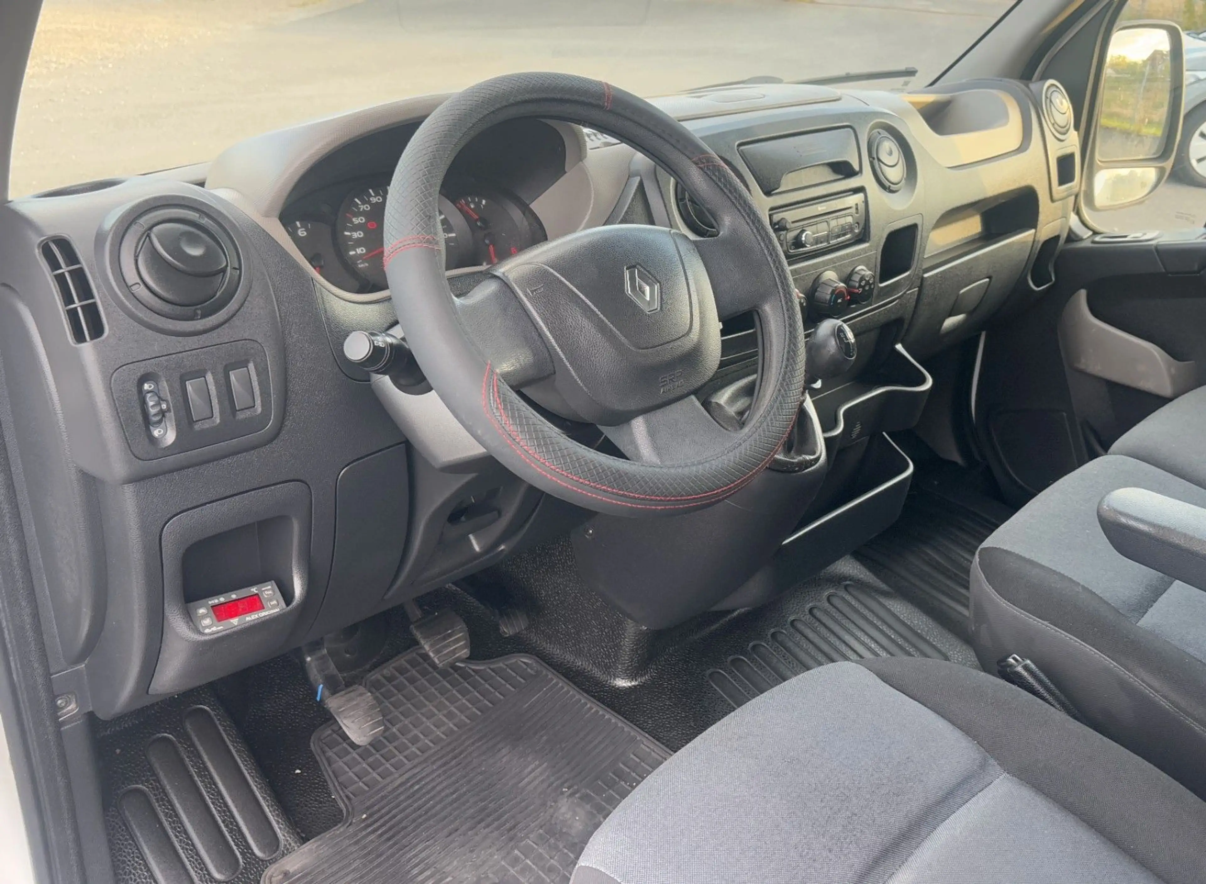 Renault Master Kühlkastenwagen L2H2*1HAND* — photo 5