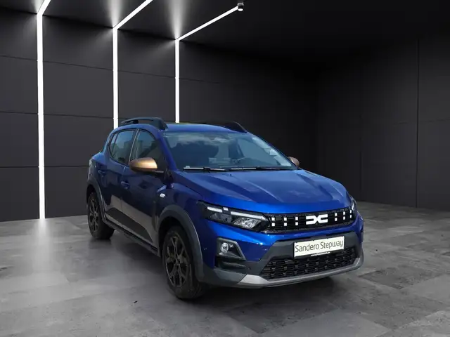 Dacia Sandero Stepway view 4