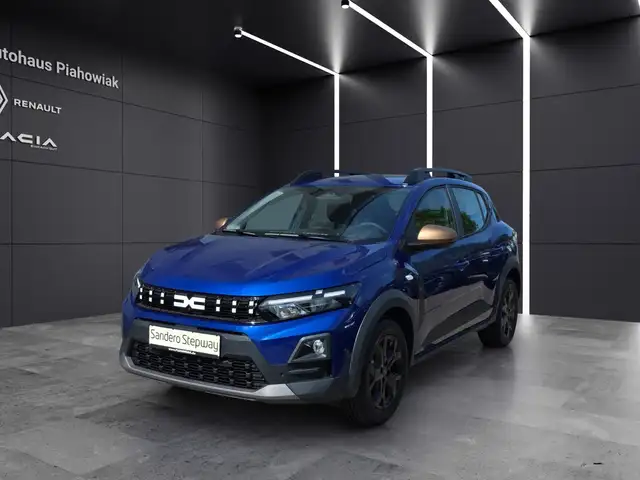 Dacia Sandero Stepway main image