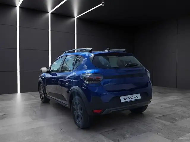 Dacia Sandero Stepway view 2