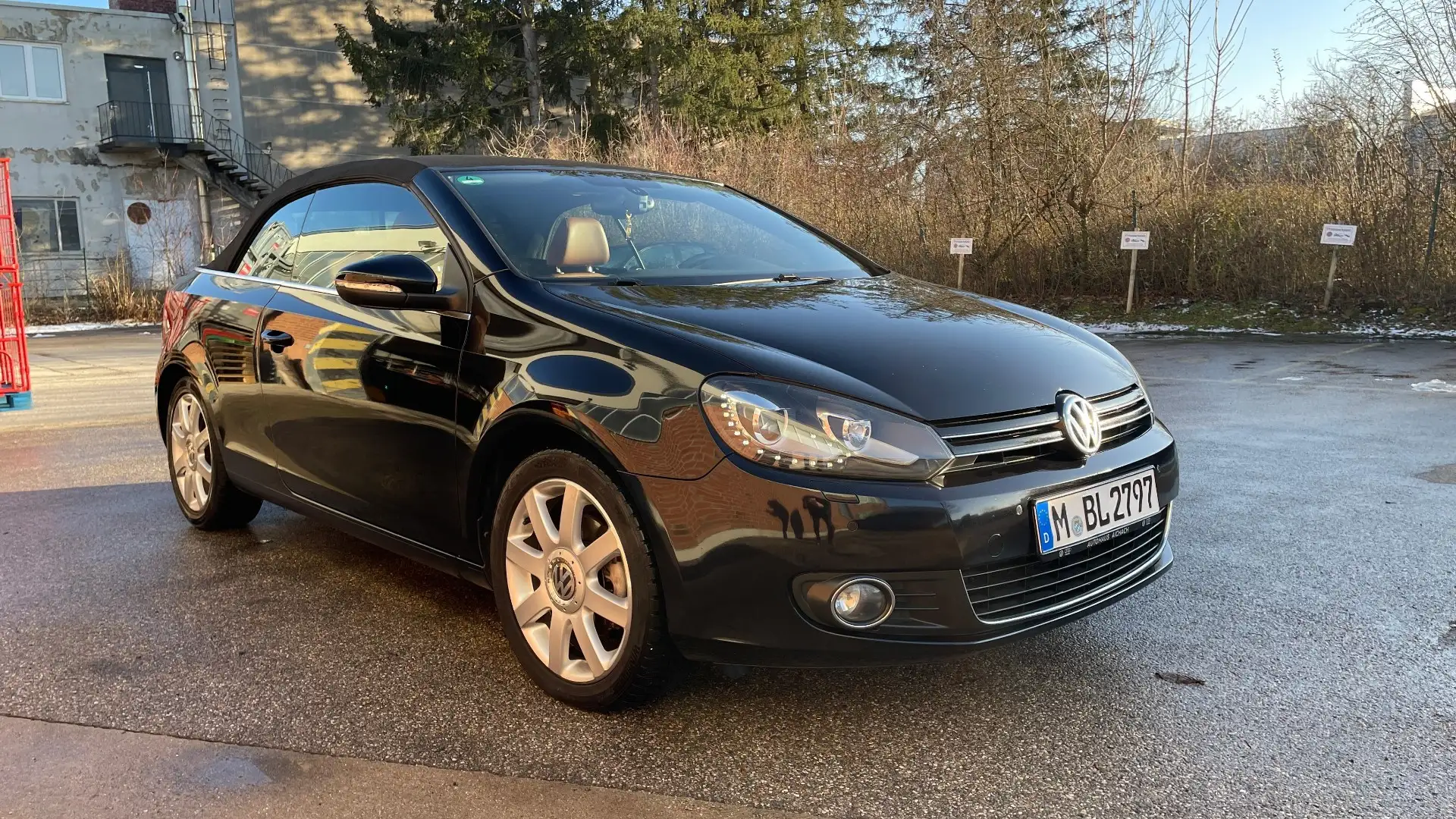 Volkswagen Golf Cabriolet Basis BMT Schwarz - 1