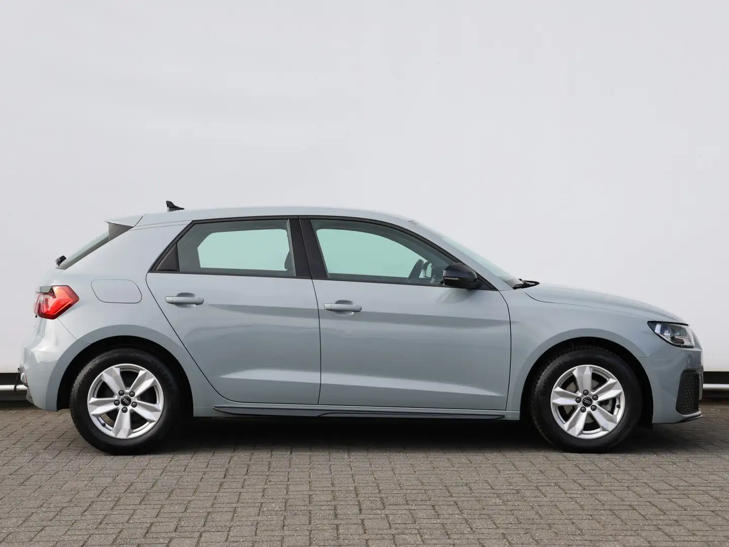 Audi A1 Sportback 25 TFSI Pro Line | Apple Carplay | Virtu Grijs - 2