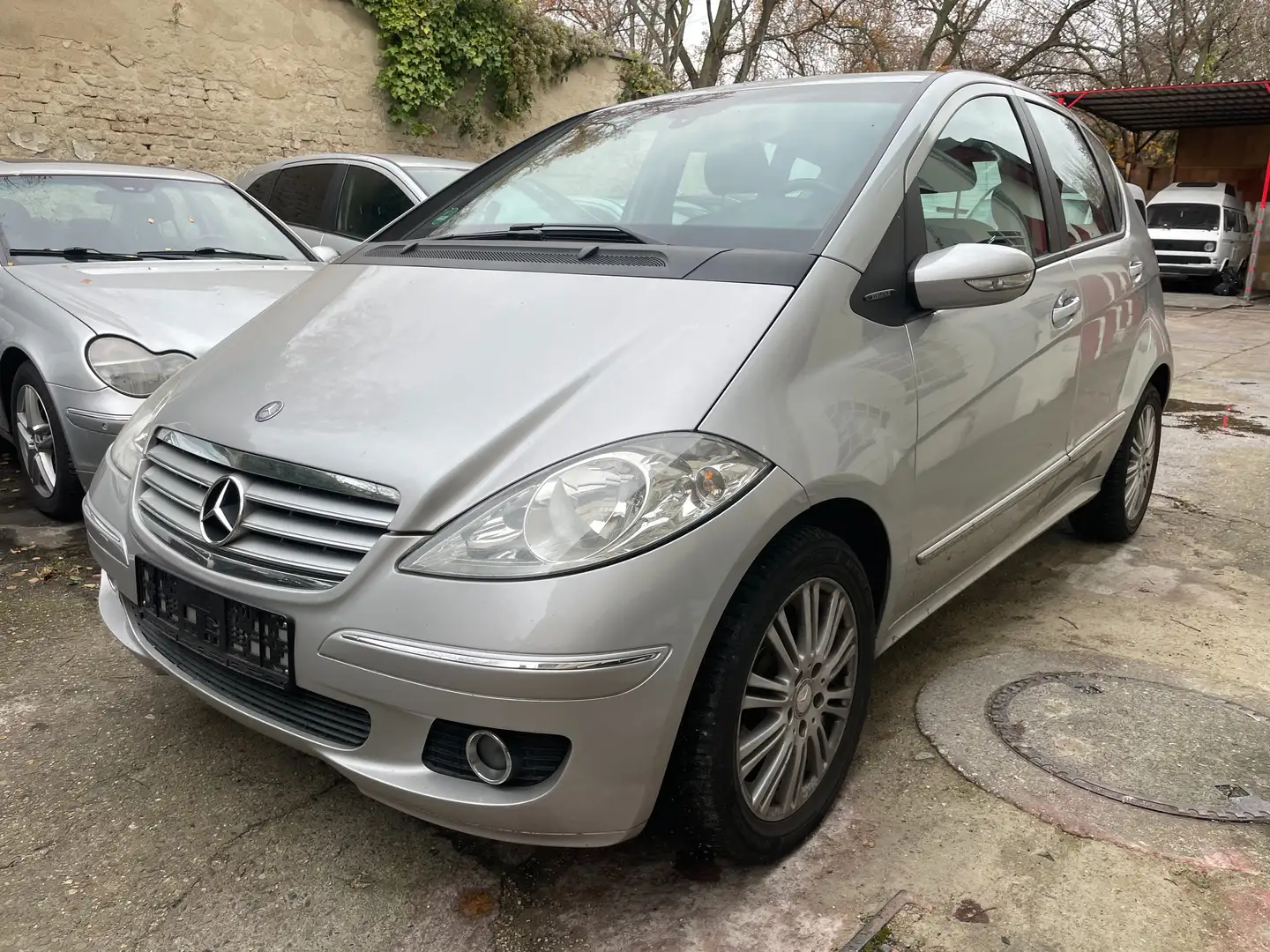 Mercedes-Benz A 150 A-Klasse 3-Türer Classic Silber - 1