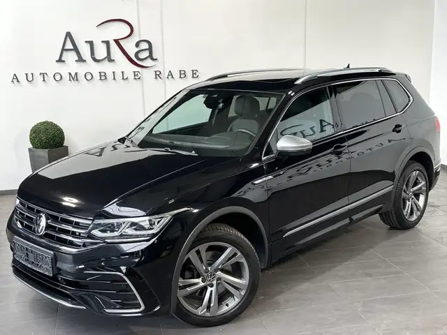 Volkswagen Tiguan Allspace view 2
