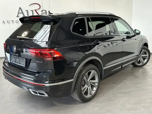 Volkswagen Tiguan Allspace view 4