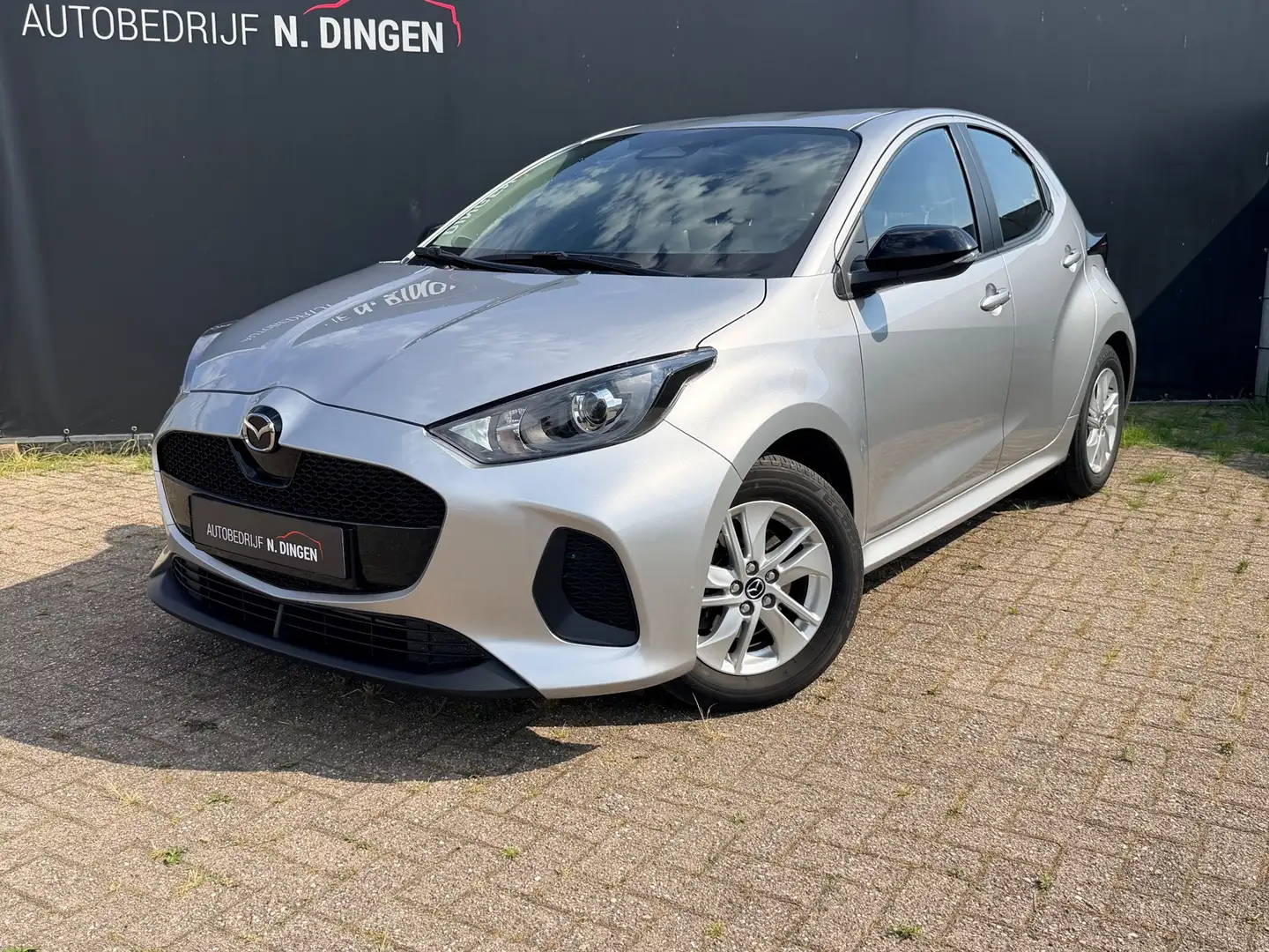 mazda 2