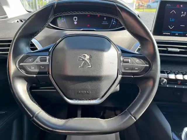 Peugeot 3008 view 9