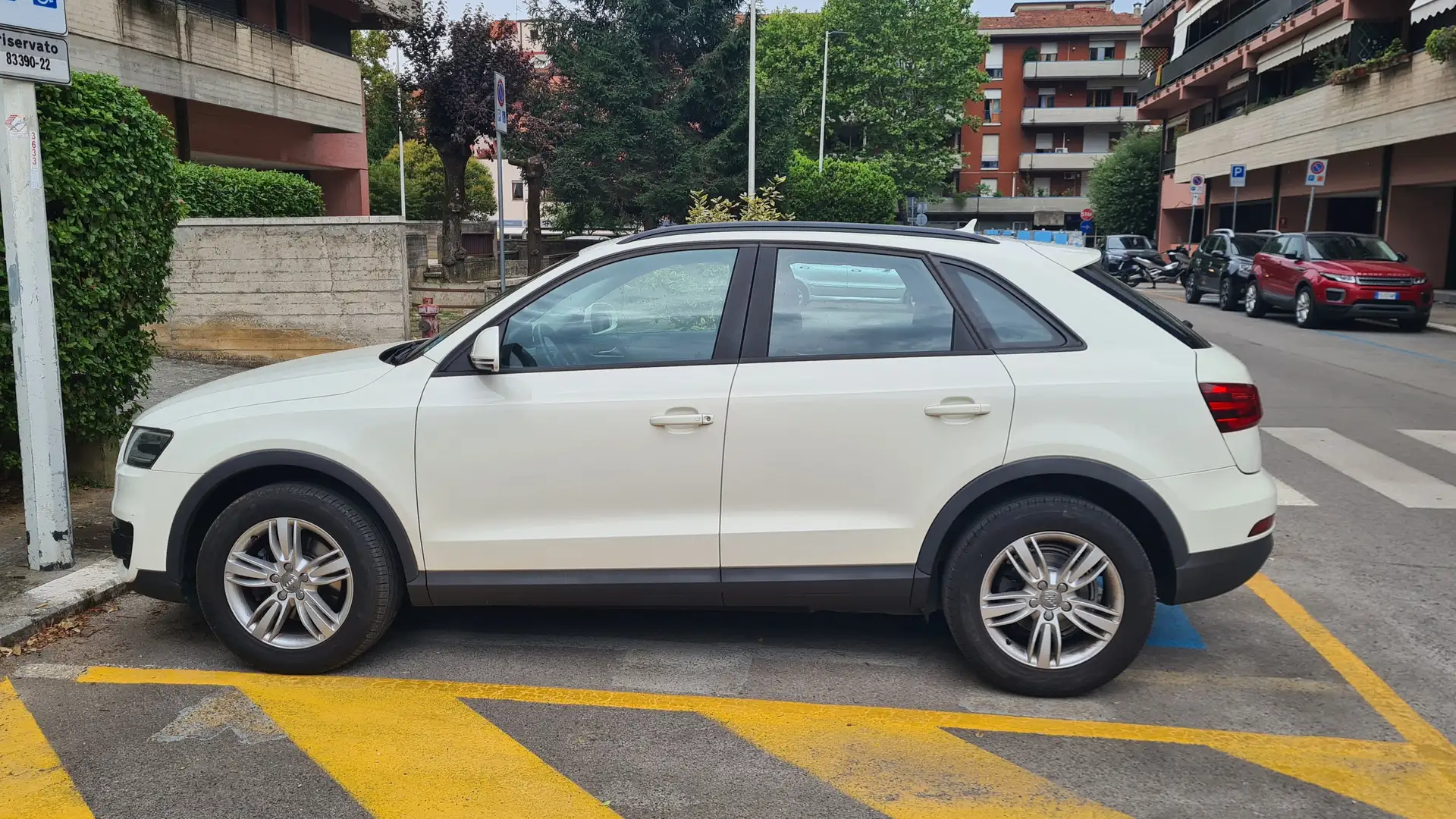 Audi Q3 Q3 I 2011 2.0 tdi quattro 140cv s-tronic bijela - 1