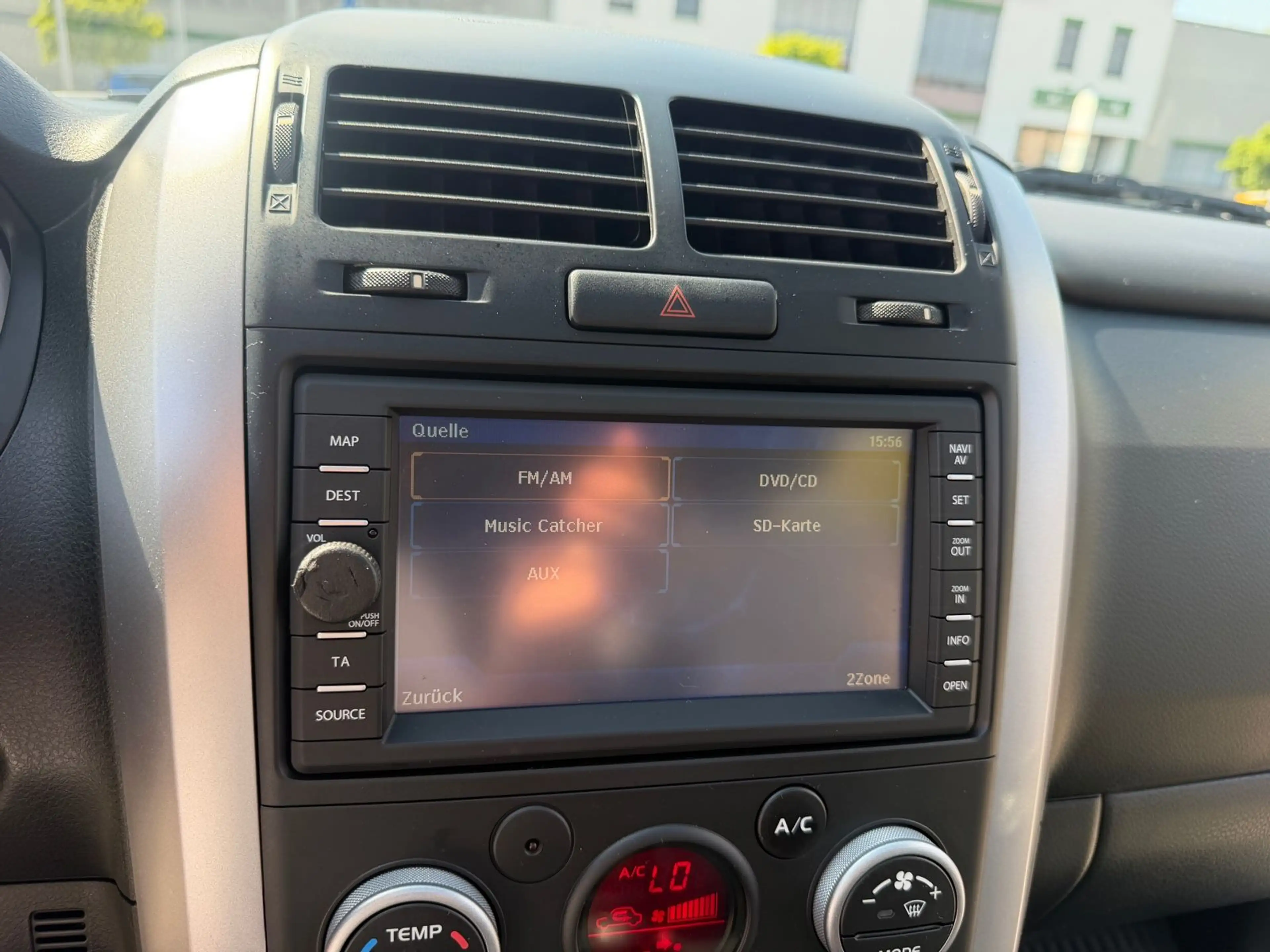 Suzuki Grand Vitara 2.4 VVT Comfort — photo 12