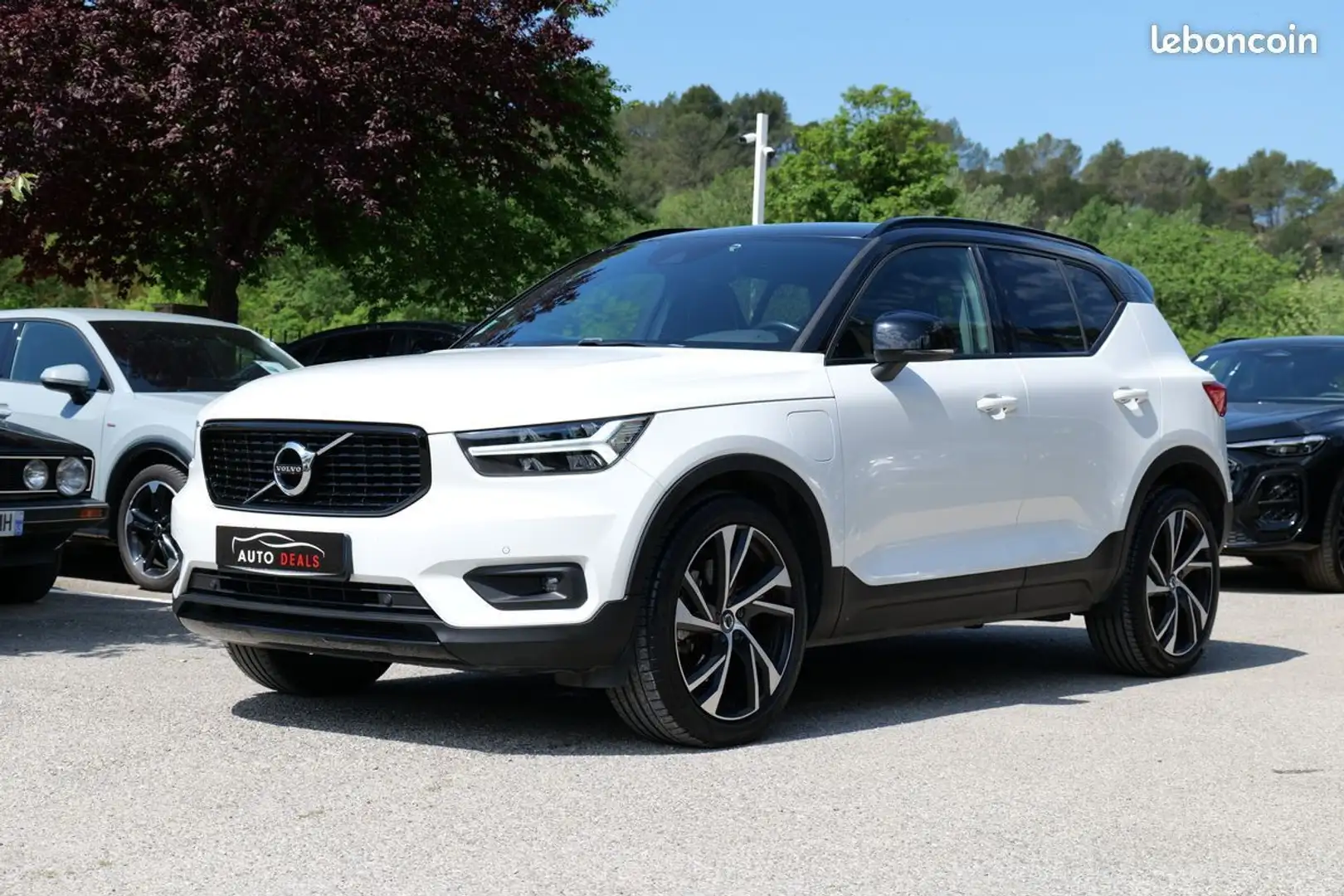 Volvo XC40 t5 recharge twe 180%2B82 r-design 262 CH dct7 Blanc - 1